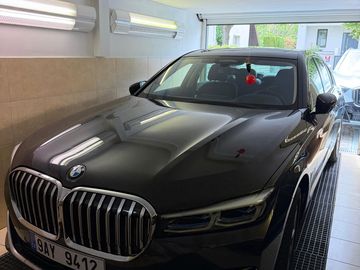 BMW řada 740dxDrive 3000
