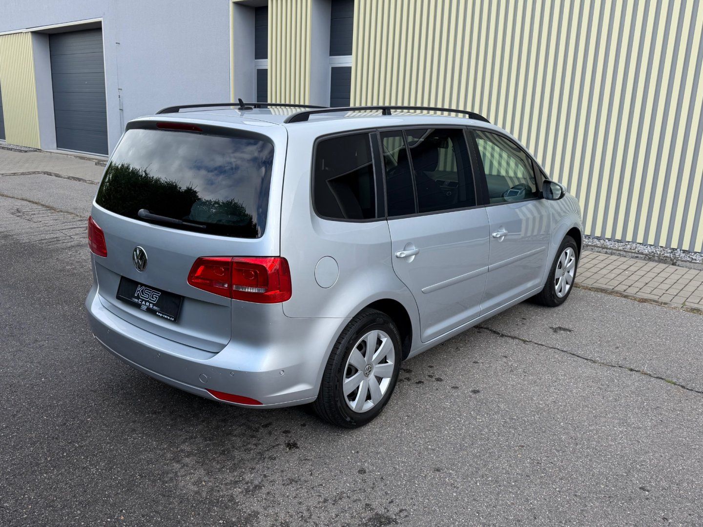 Volkswagen Touran, 2.0TDi 103kW! ČR! Panorama!Xen - fotka 5