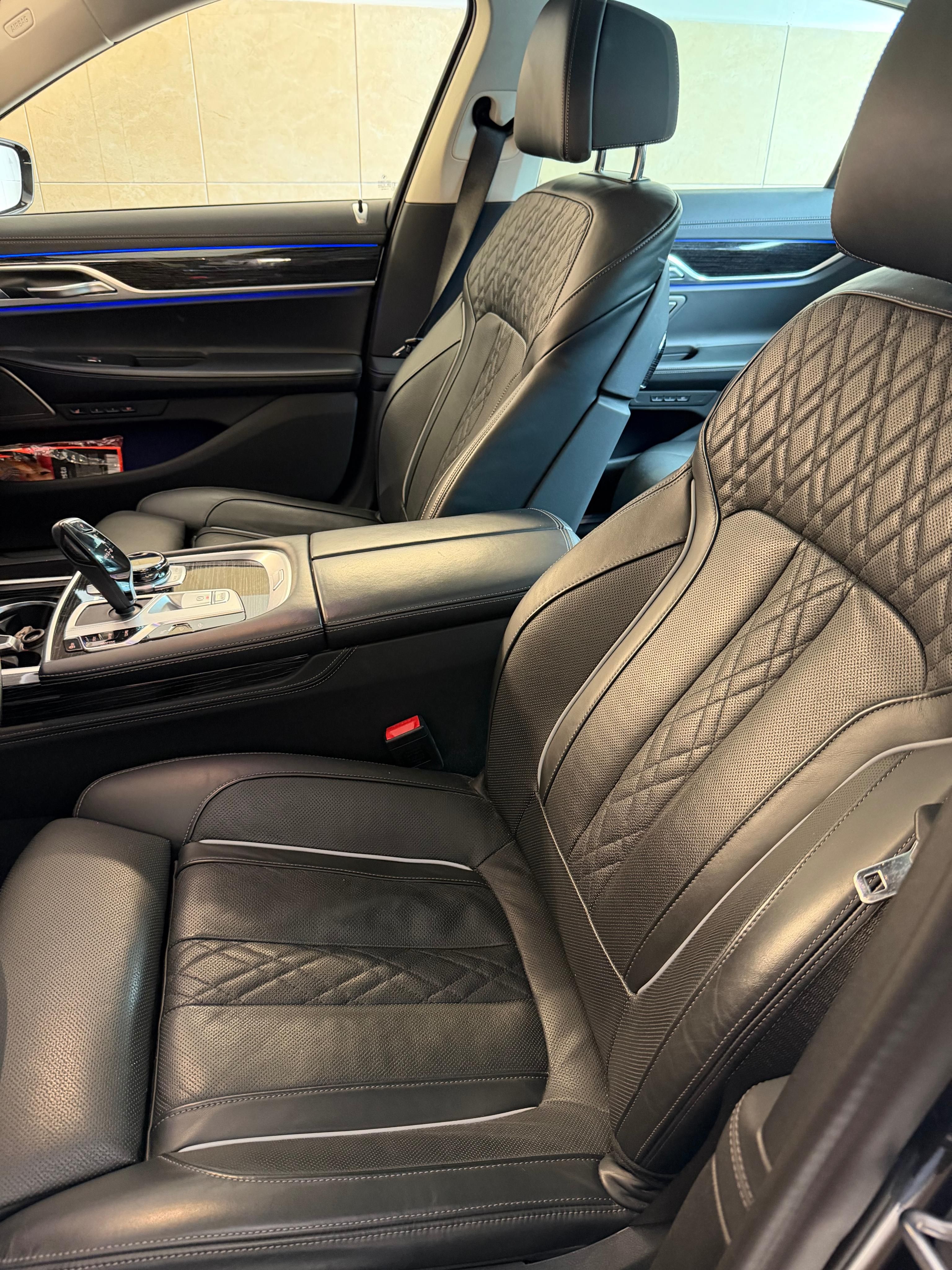 BMW Řada 7, BMW řada 740dxDrive 3000 - fotka 6
