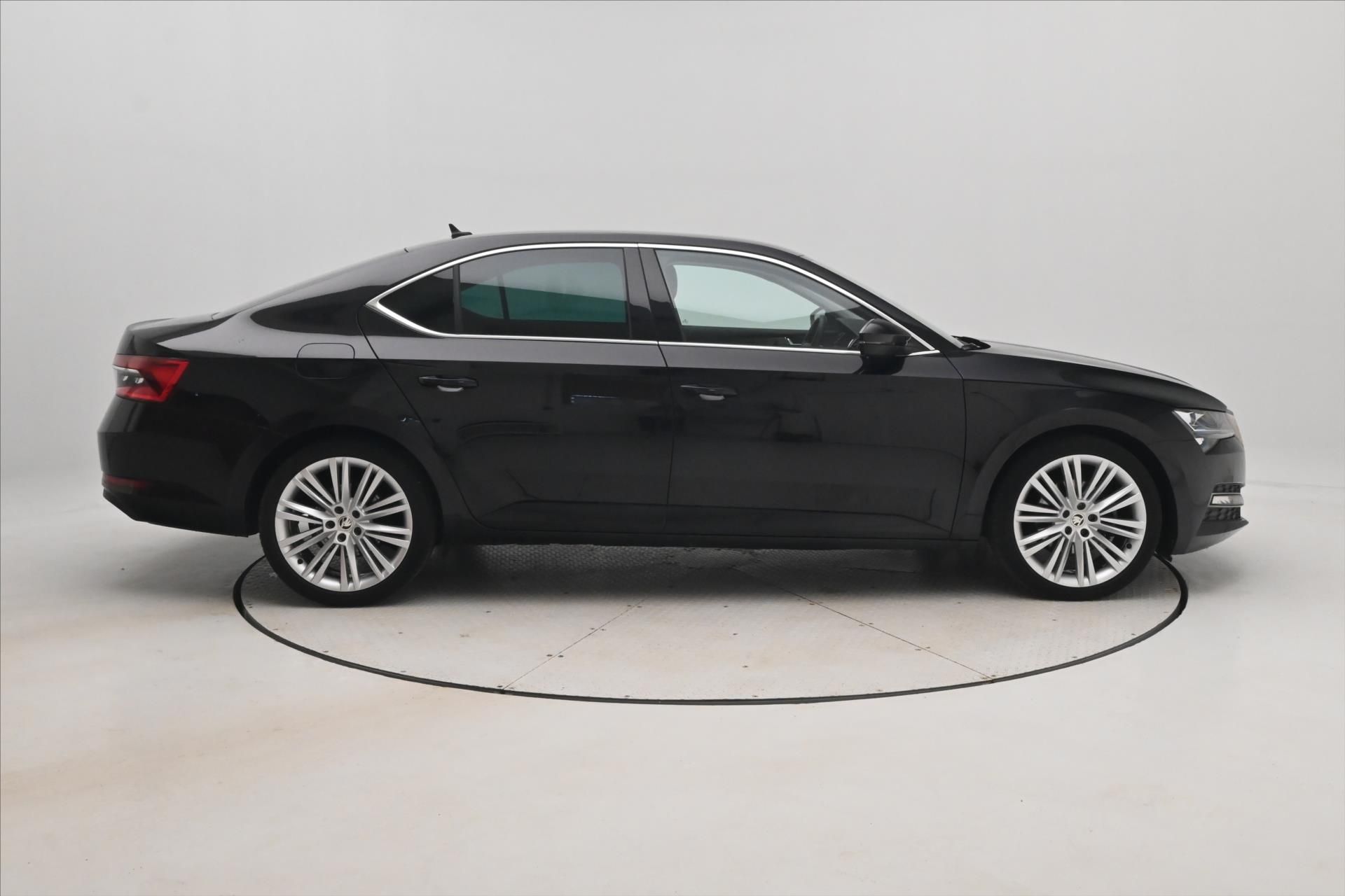 Škoda Superb, 2,0 TDI 110 kW Style Záruka až - fotka 4