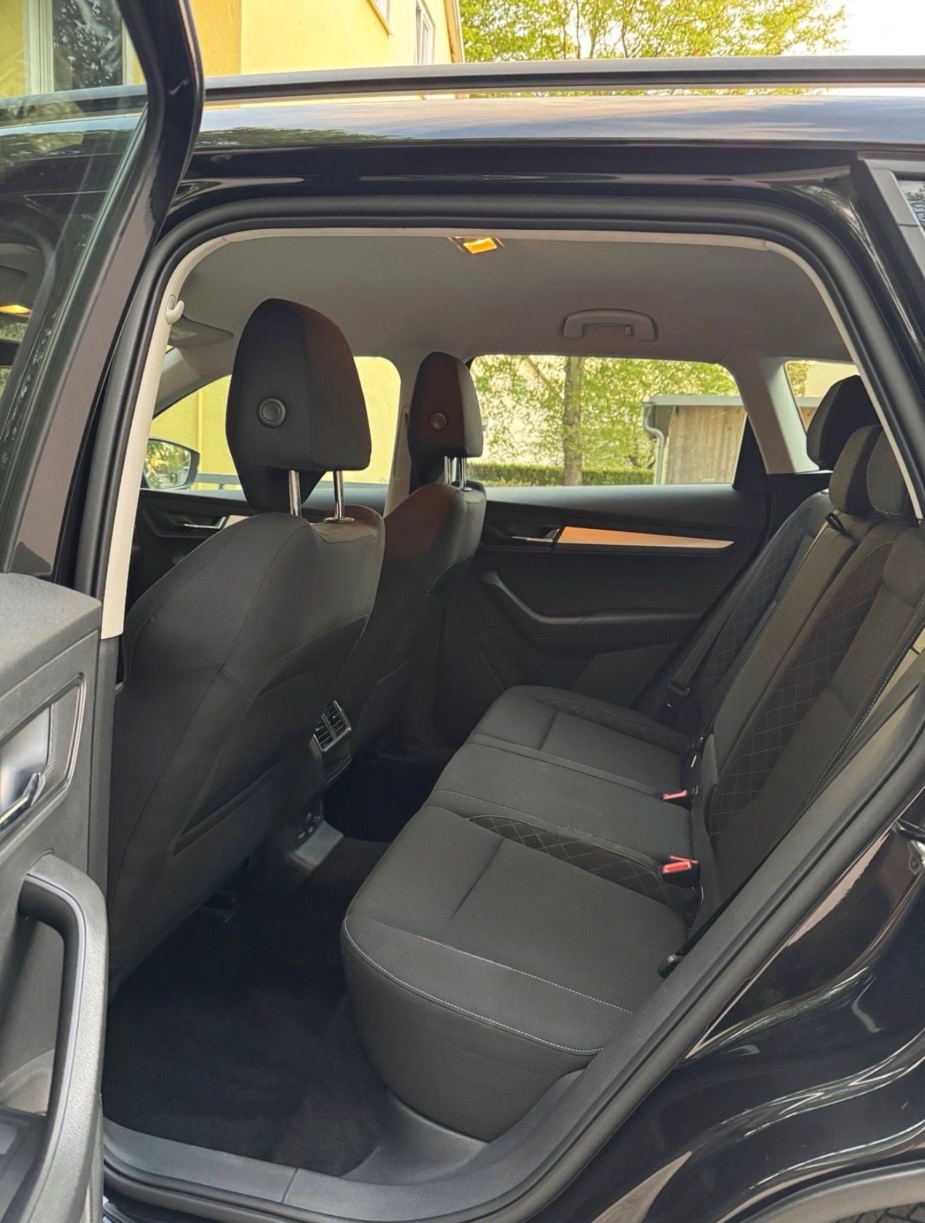 Škoda Karoq, Škoda Karoq 1.6 TDI DSG - fotka 6