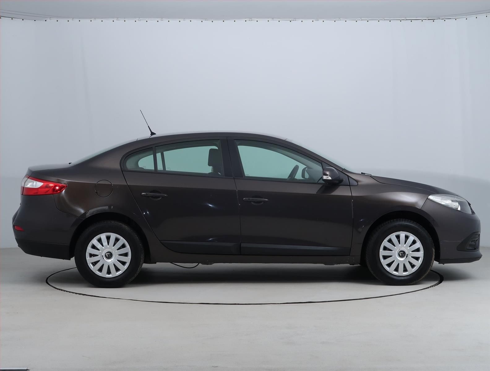 Renault Fluence, 1.6 16V, po STK - fotka 6