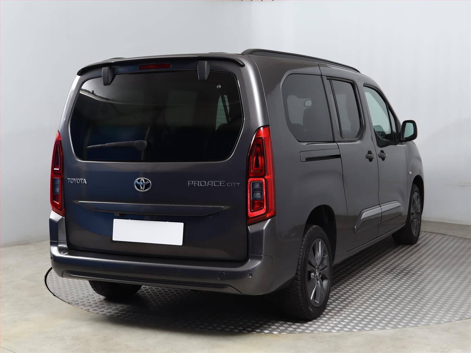 Toyota Proace City Verso, Maxi 1.5 D-4D, Family, 5Míst - fotka 5