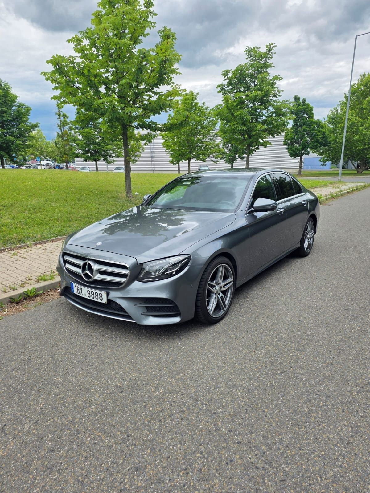 Mercedes-Benz Třídy E, 220D 4Matic, AMG,HUD, servis