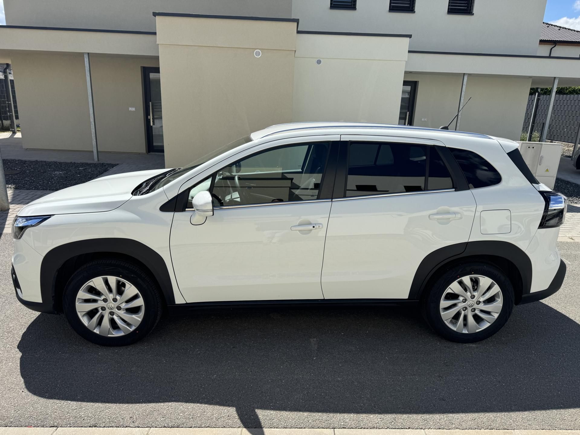 Suzuki S-Cross, 1.4 BoosterJet Premium 1maj ČR - fotka 4