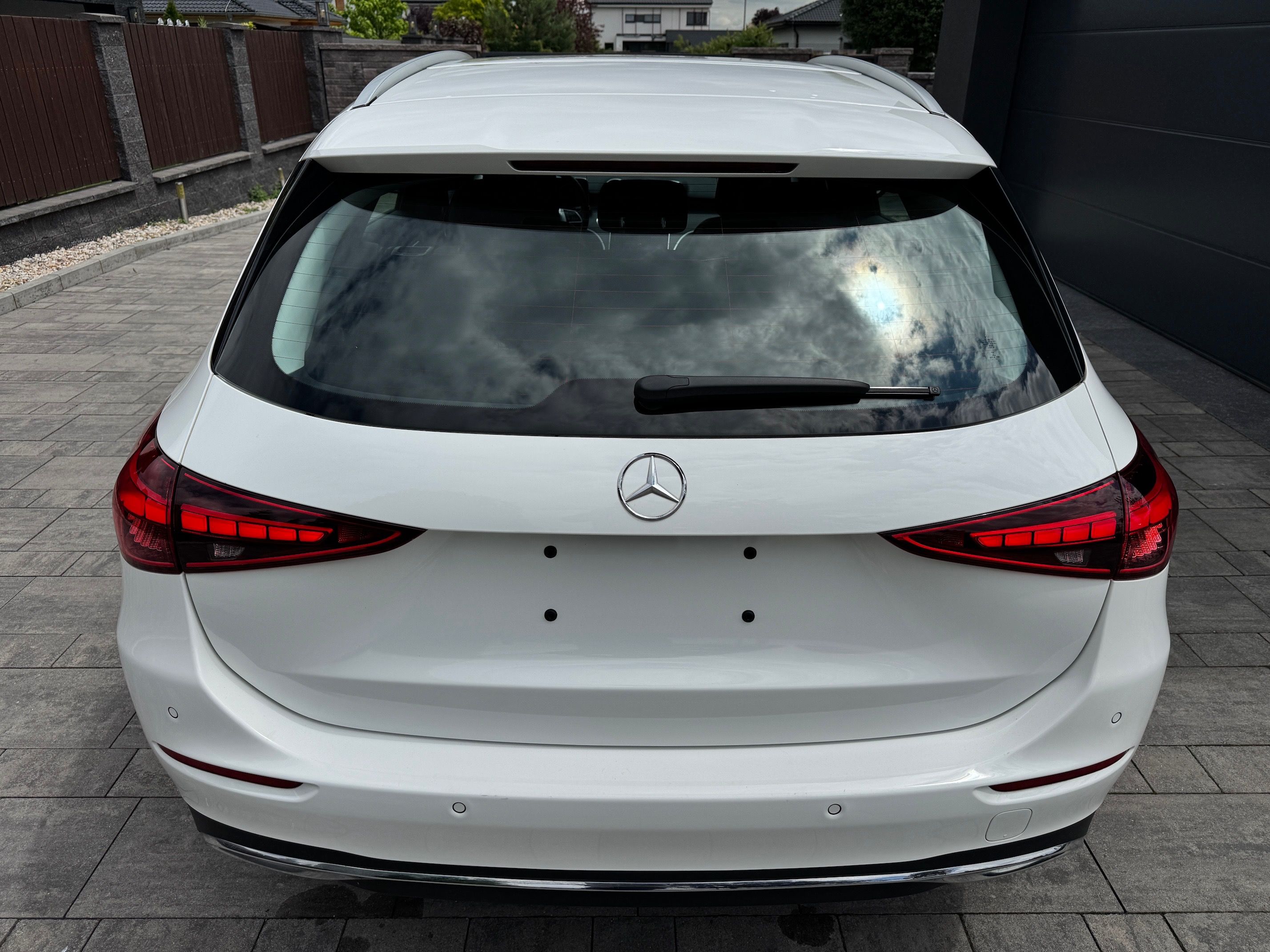 Mercedes-Benz Třídy C, 220d, 4MATIC, AVANTGARDE - fotka 5