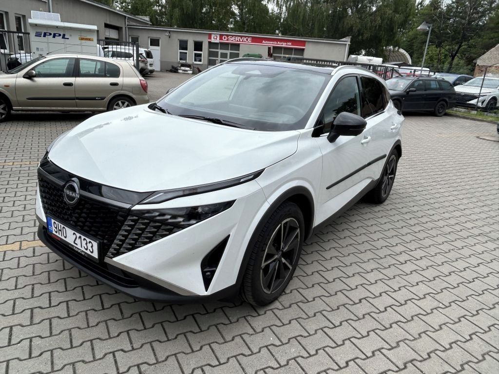 Nissan Qashqai, 1.3DIG-T 158PS AT 4WD Tekna 1M - fotka 2