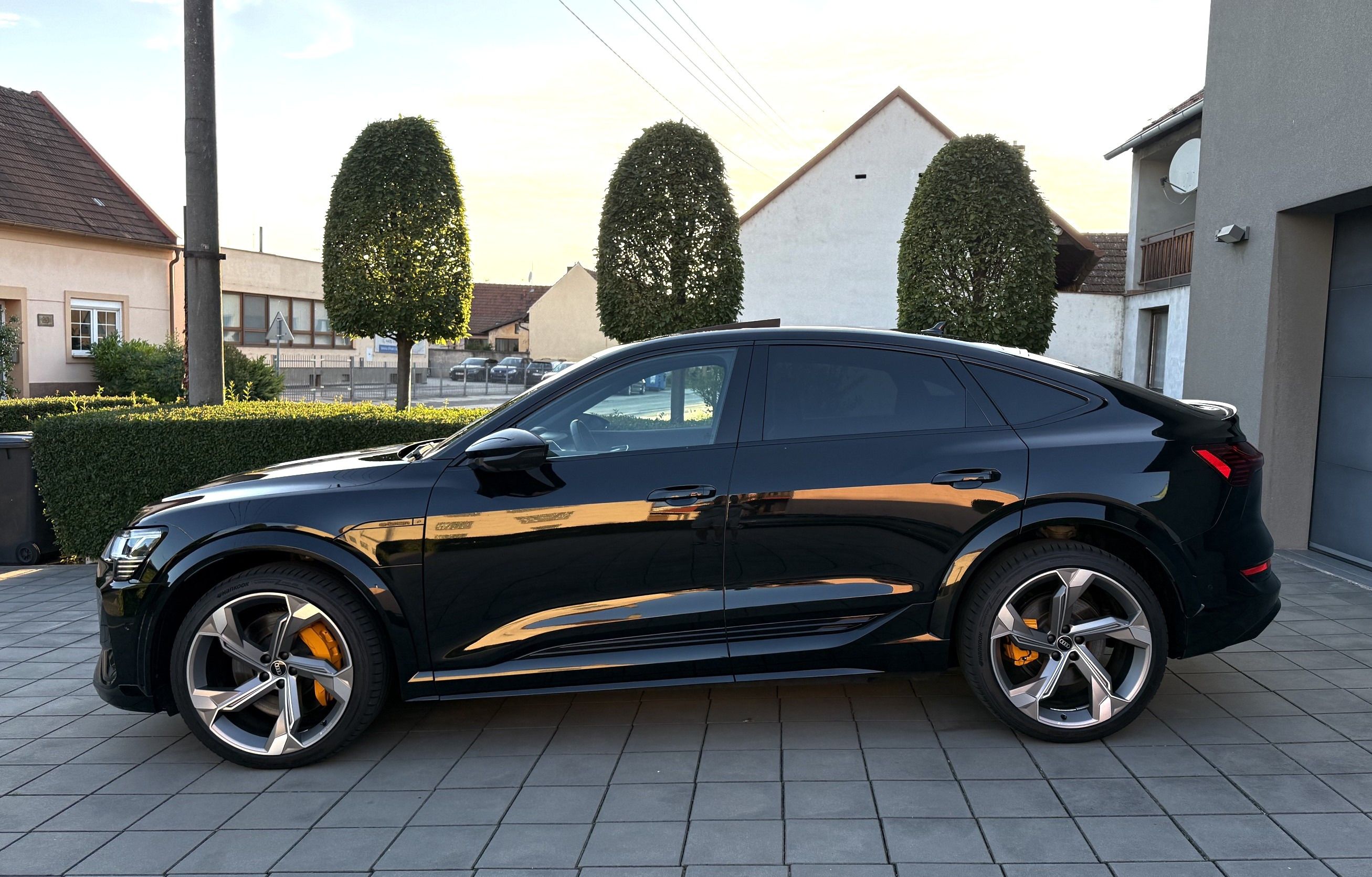 Audi e-tron, 370kw Sportback TOP STAV! - fotka 6