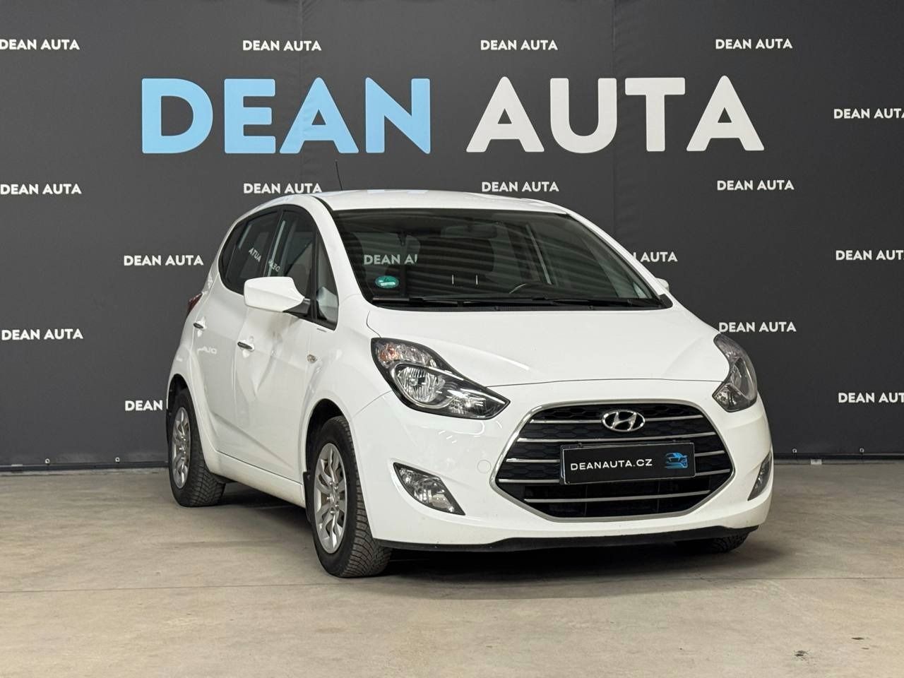 Hyundai ix20, 1.6 CVVT, ČR 2 maj., Klima - fotka 2