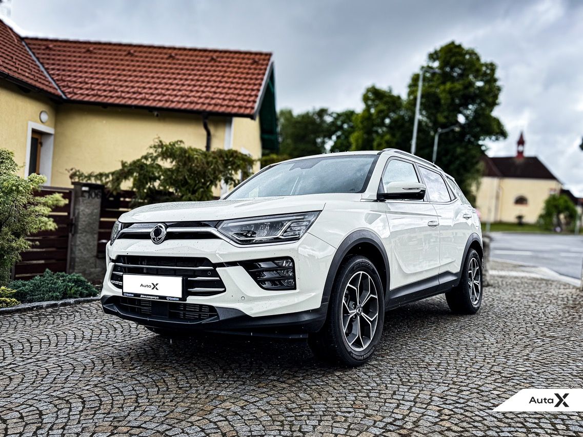 SsangYong Korando, STYLE+ 2WD 6AT 120 kW - fotka 2