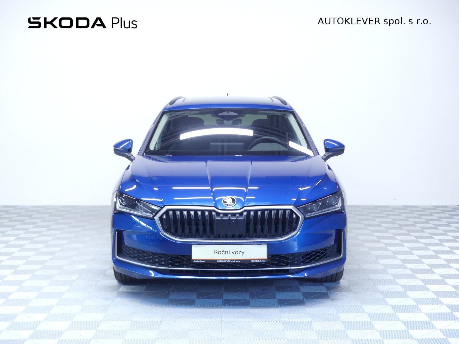 Škoda Superb, Selection 4x4 DSG 2.0TSI 195kW - fotka 4