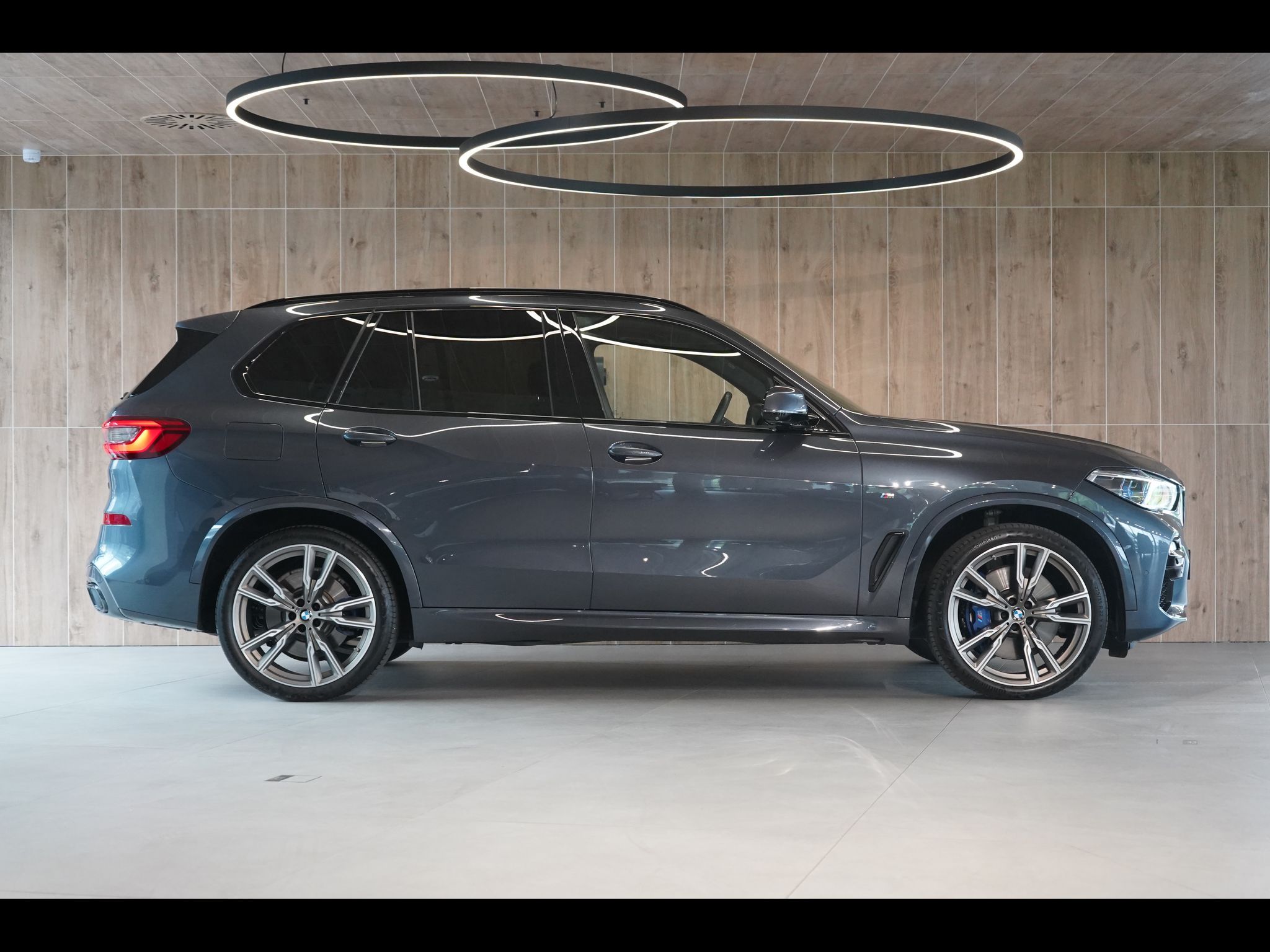 BMW X5, M50d, M Professional, Masáž - fotka 4