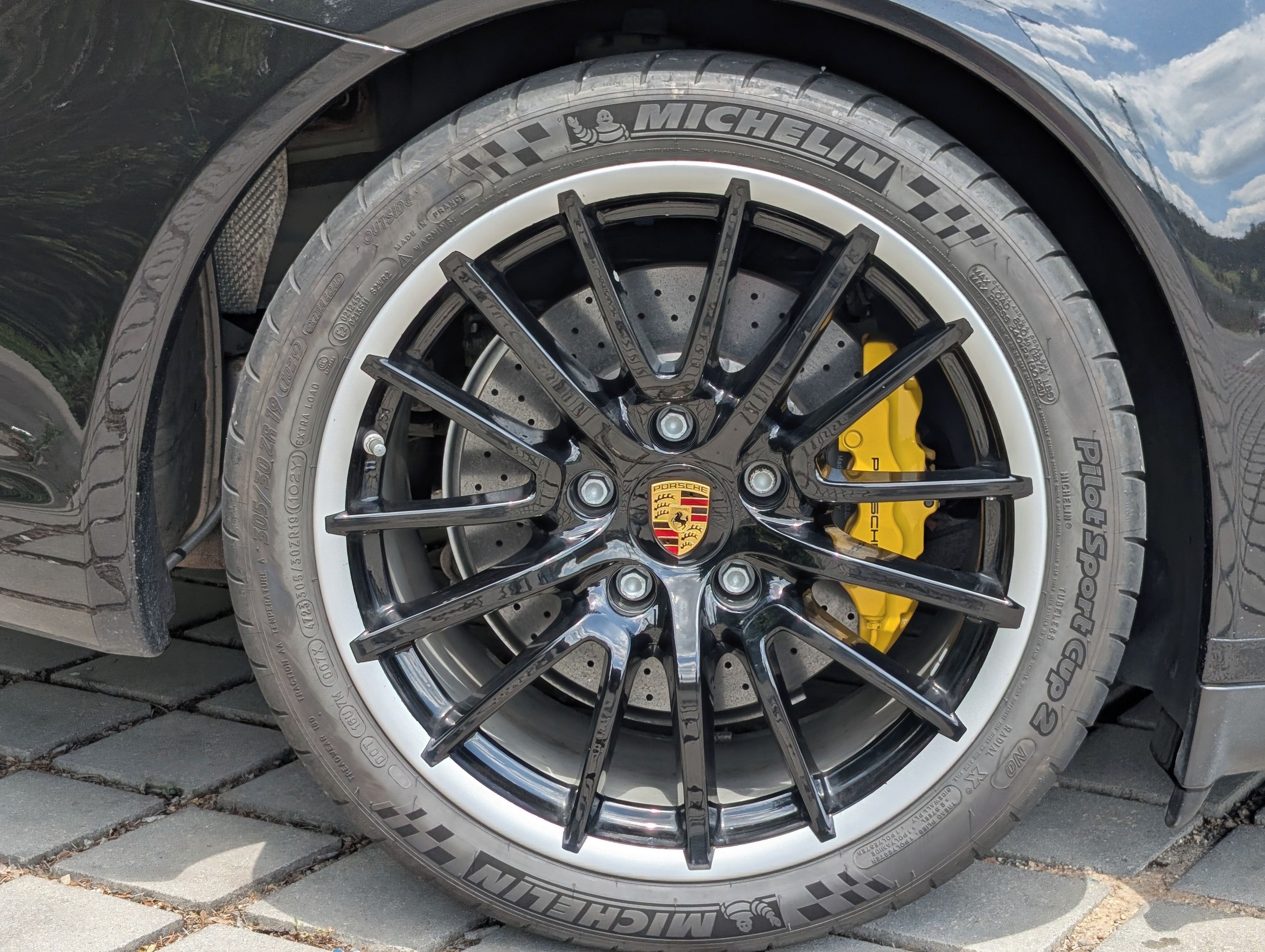 Porsche 911, 997 Carrera 4S Cabrio - fotka 6