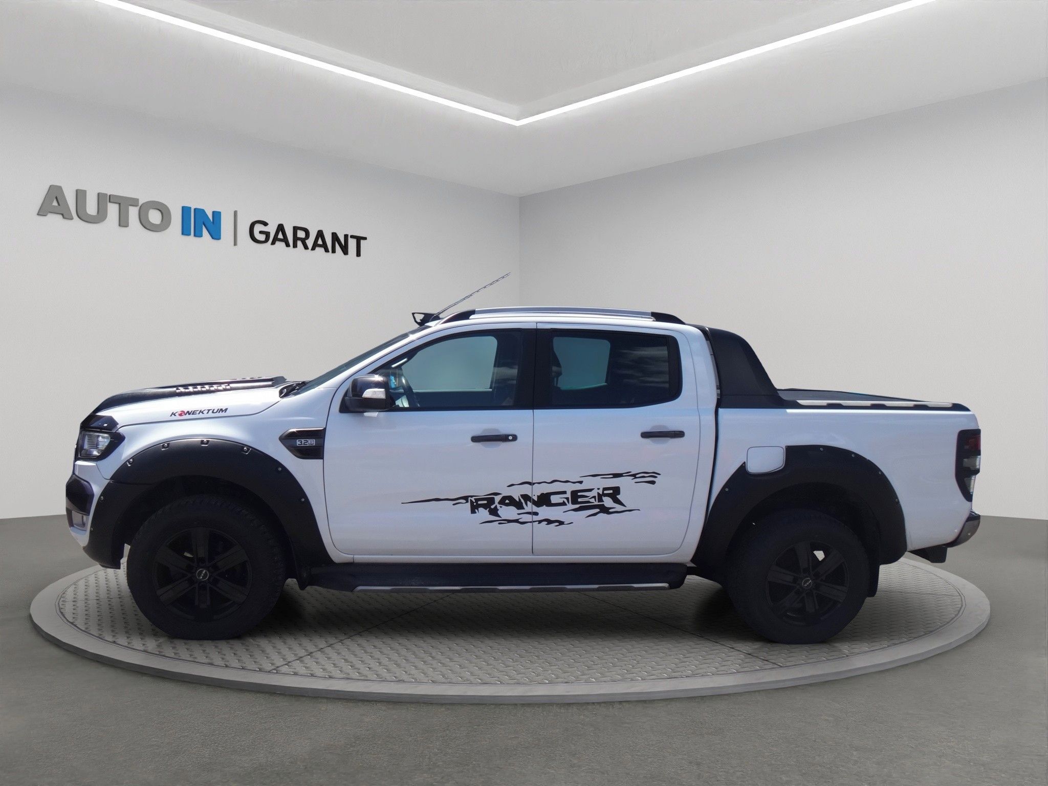 Ford Ranger, Wildtrak DoubleCab 3.2 TDCi_14 - fotka 3