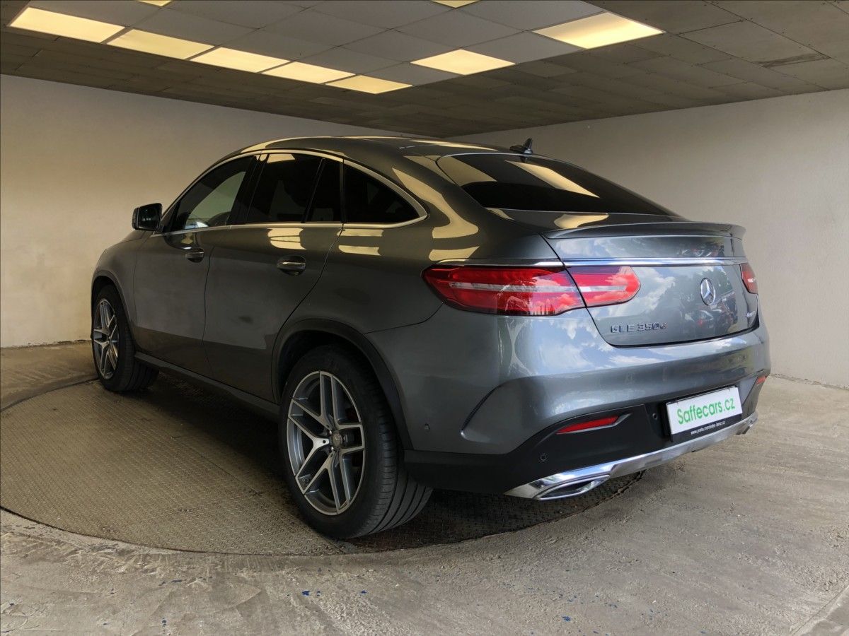Mercedes-Benz GLE, 3,0 350 D 4MATIC - fotka 6