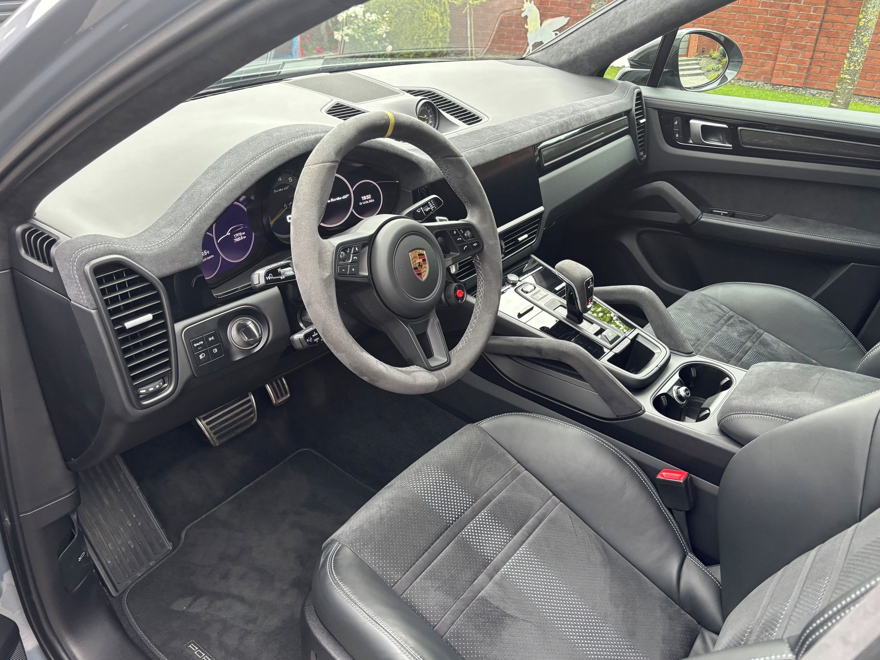 Porsche Cayenne, Coupe Turbo GT - fotka 6