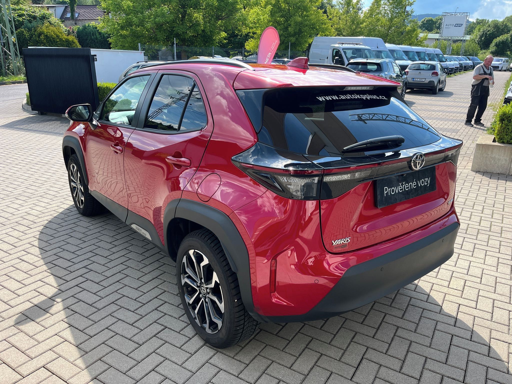 Toyota Yaris Cross, 1.5 Hybrid e-CVT Style + TZ - fotka 4