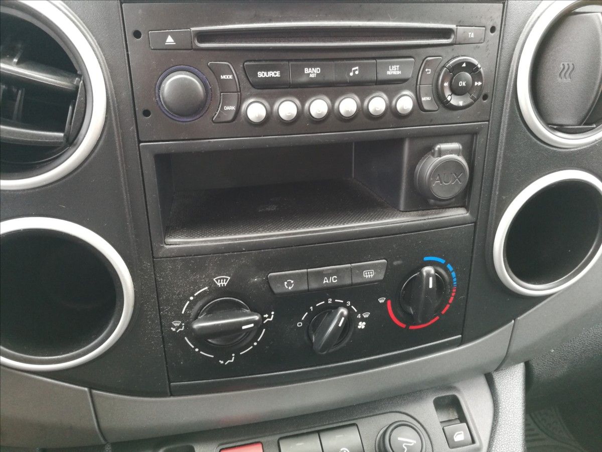Peugeot Partner, 1,6 HDi 5 míst - fotka 6