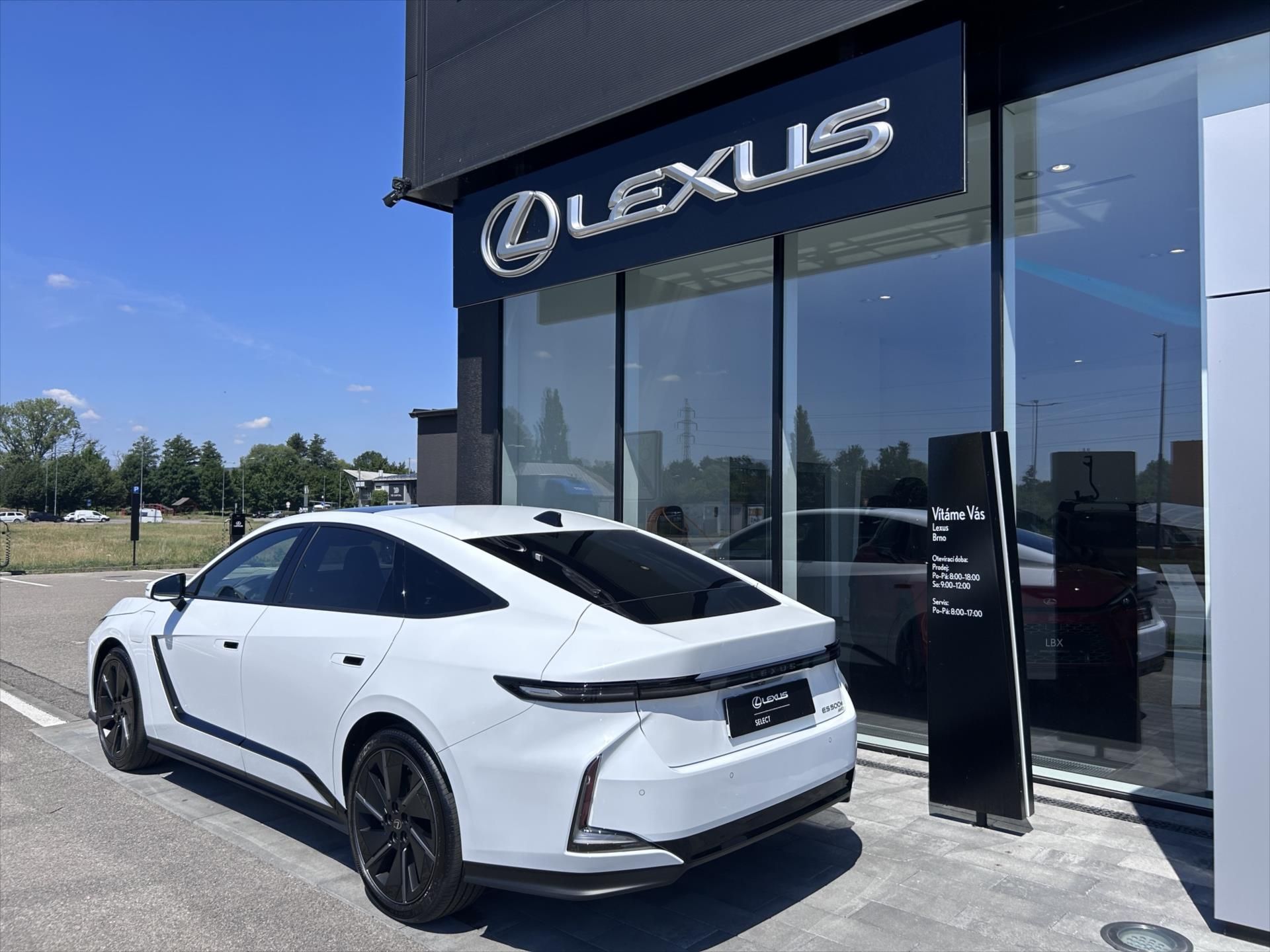Lexus, Prestige  ES 500e - fotka 4
