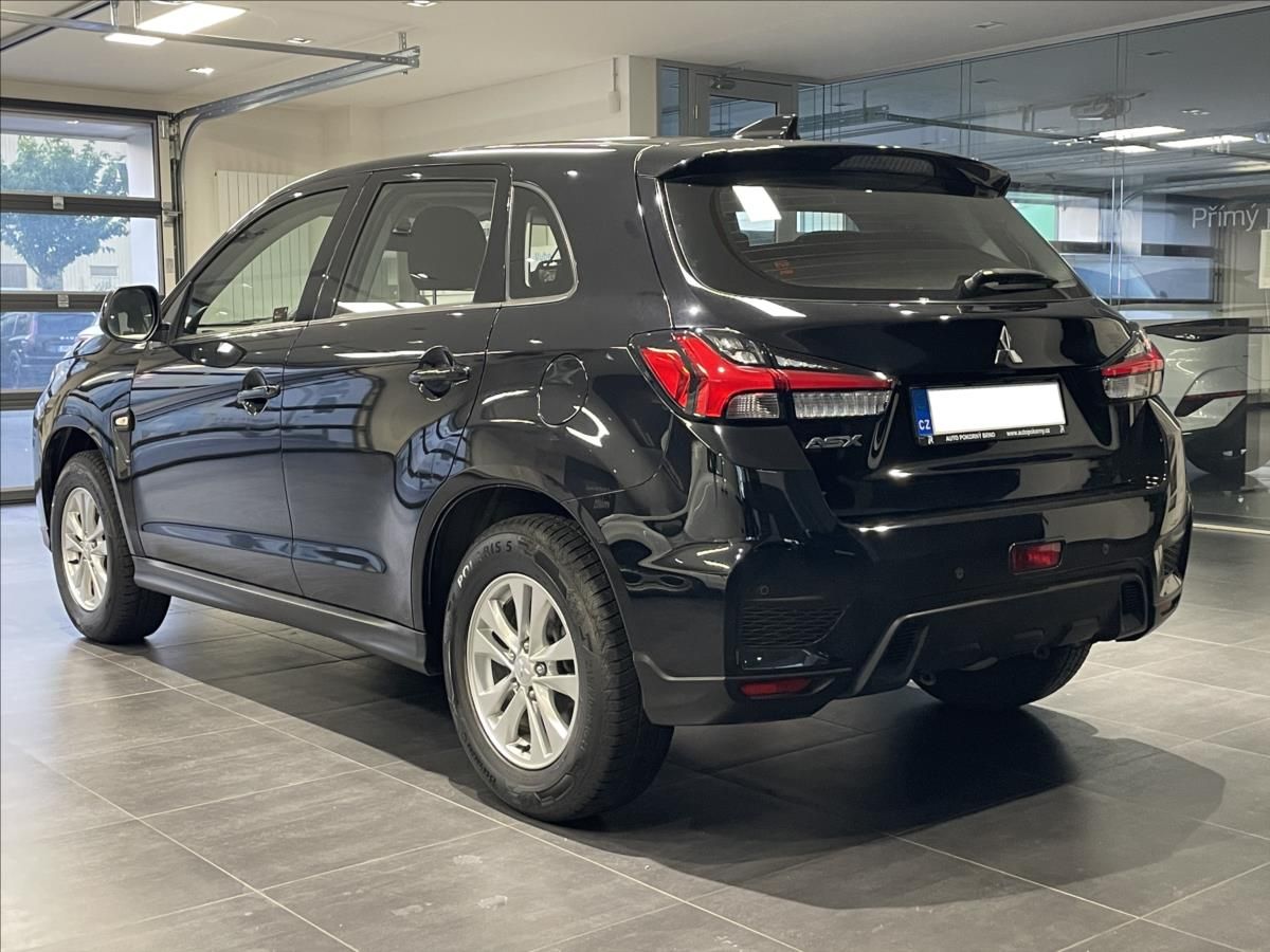 Mitsubishi ASX, 2,0 MIVEC 150k INVITE 2WD - fotka 3