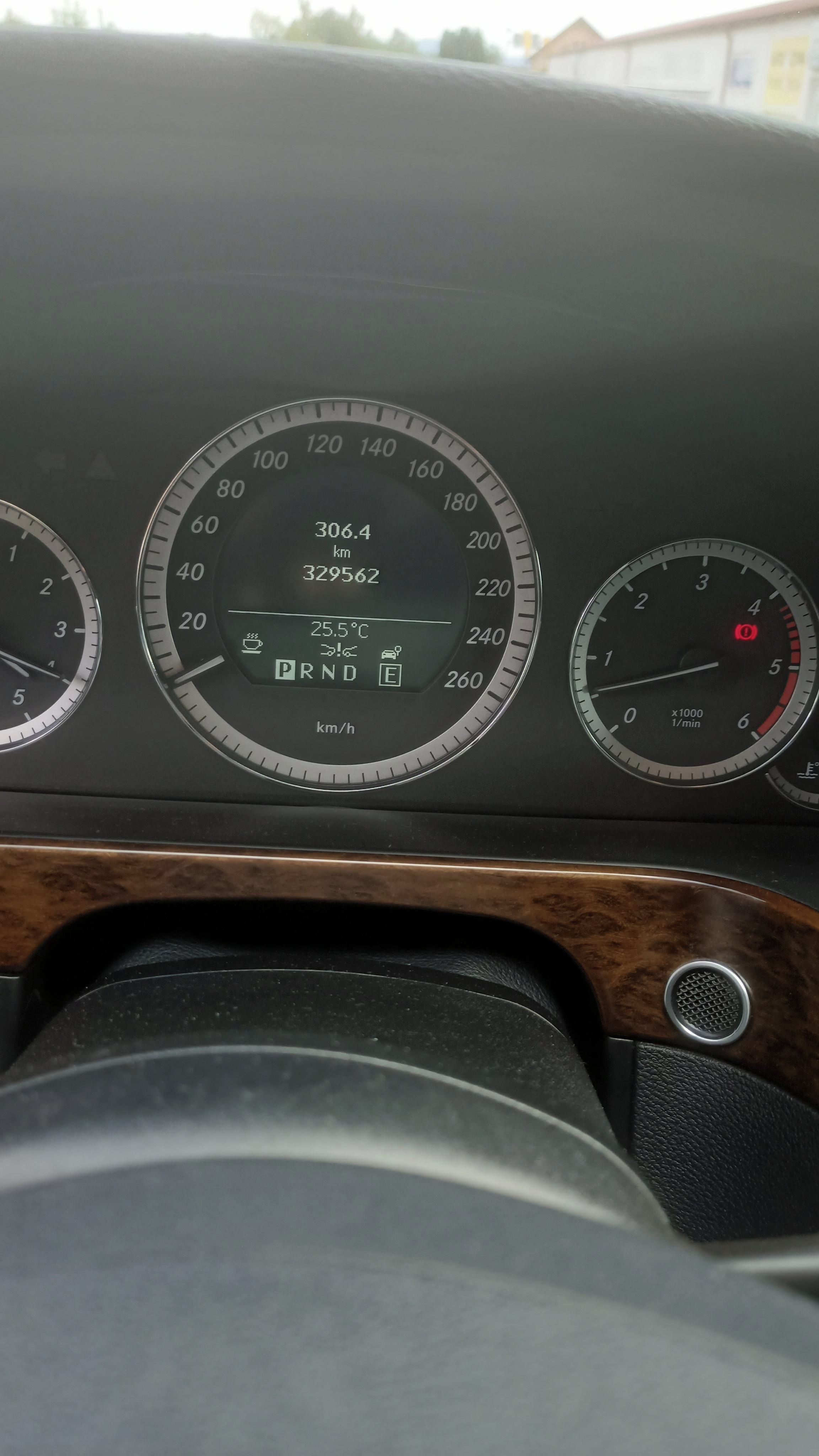 Mercedes-Benz Třídy E, 3.0Cdi - fotka 6