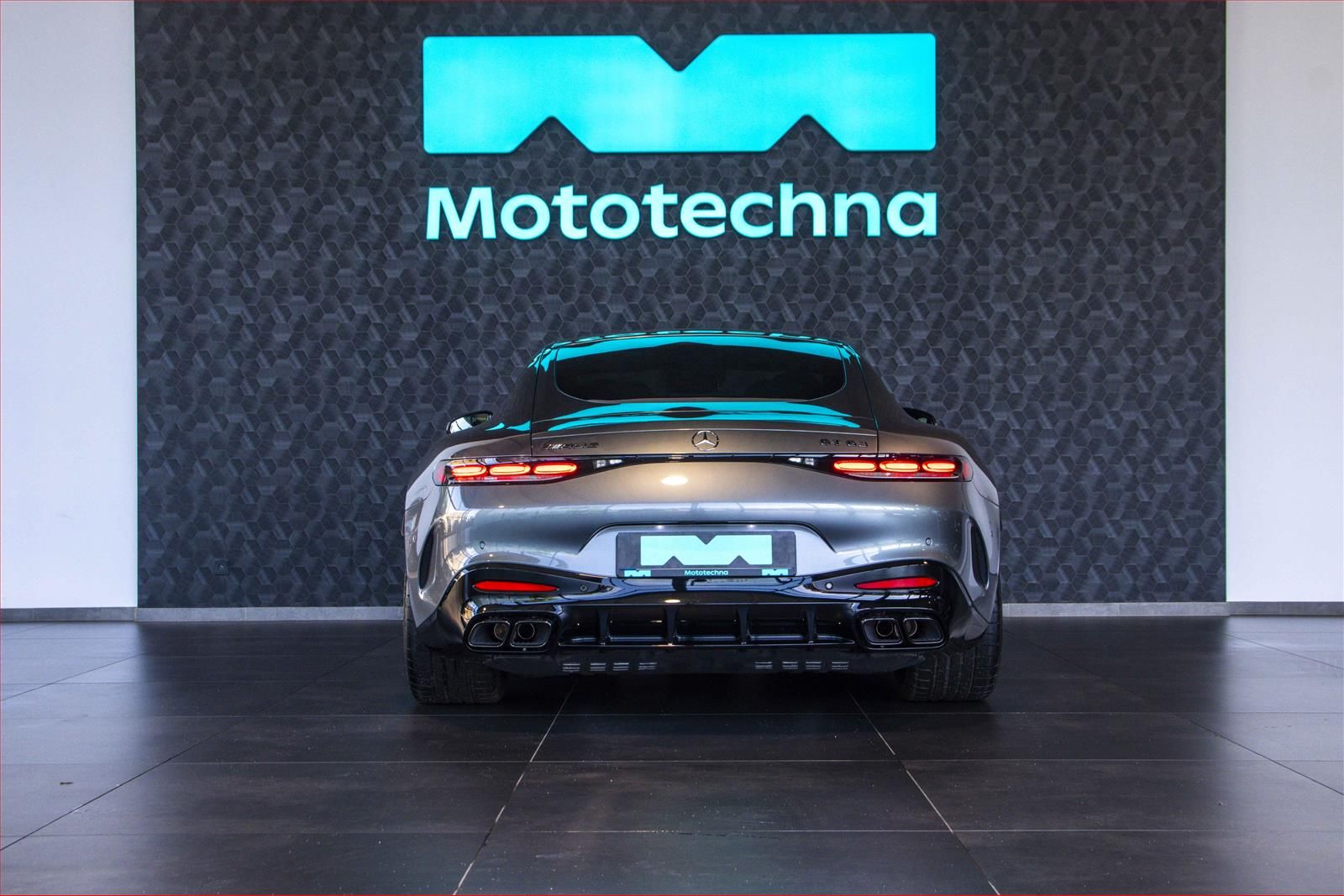 Mercedes-Benz AMG GT, AMG GT 63 4MATIC+, DPH - fotka 4