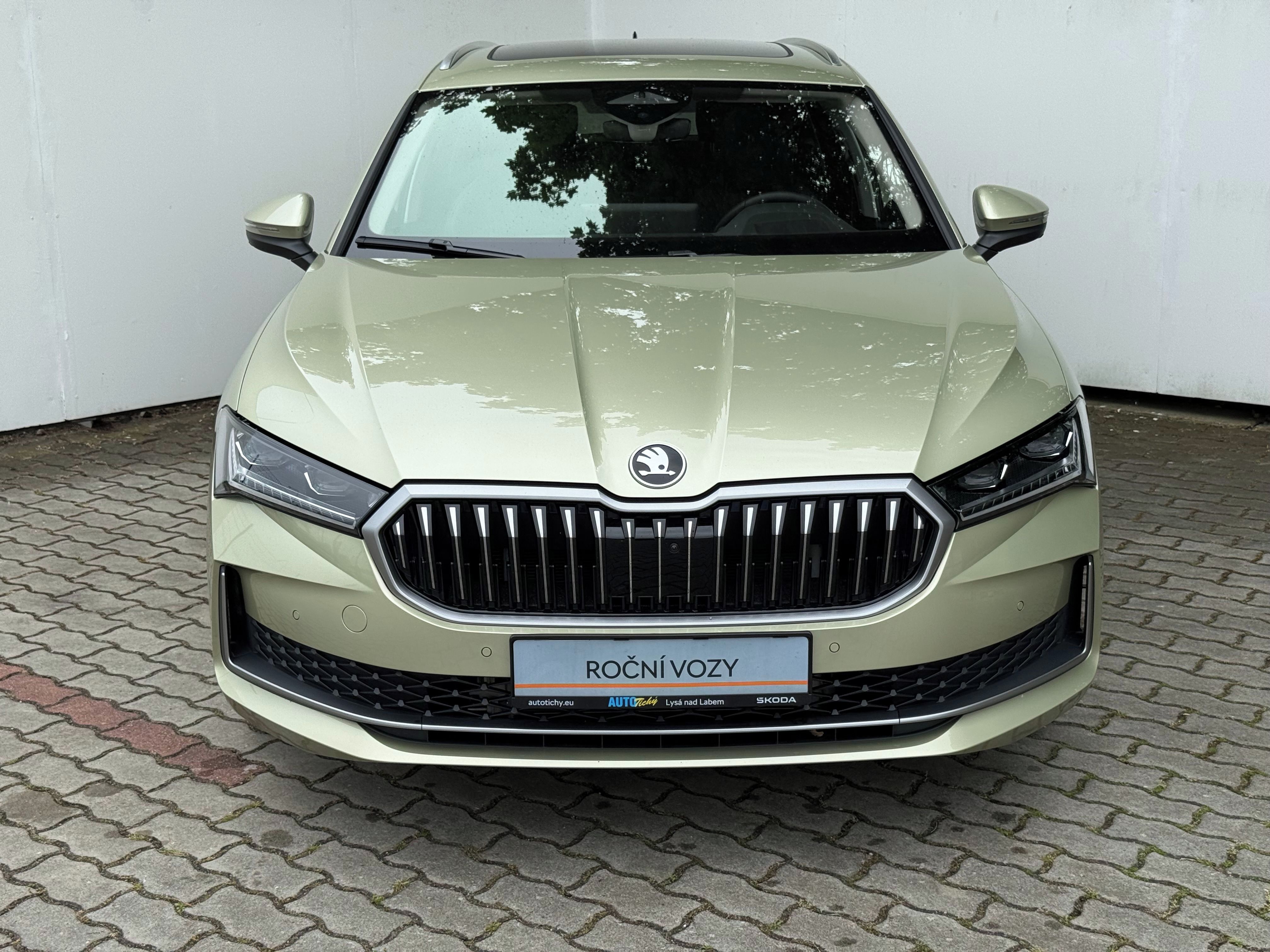 Škoda Superb, 2,0 TDI / 142 kW 4x4 L&K - fotka 2