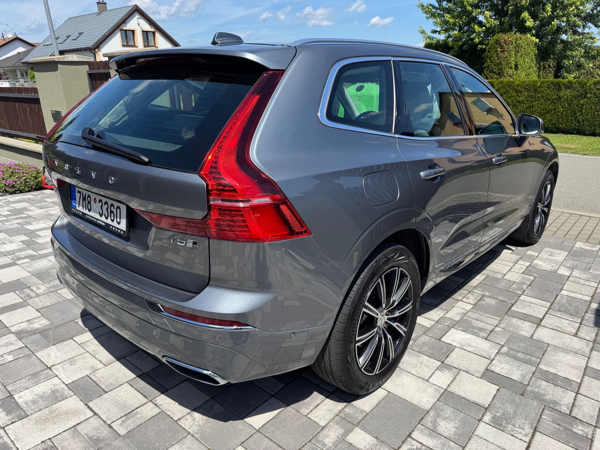 Volvo XC60, T5 184kW AWD Inscription - fotka 3