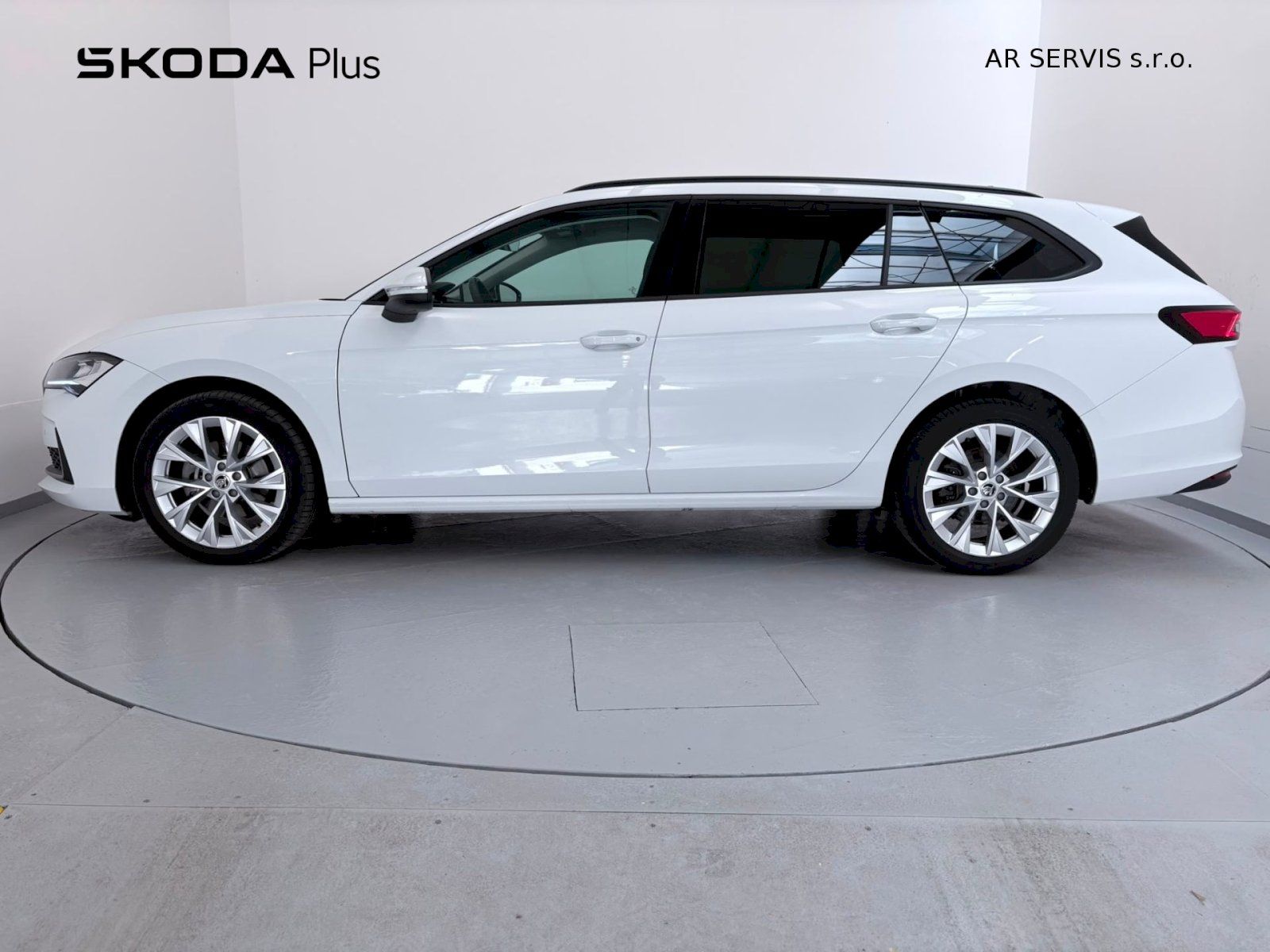 Škoda Superb, Selection 2.0TDI/110kW 7DSG - fotka 3