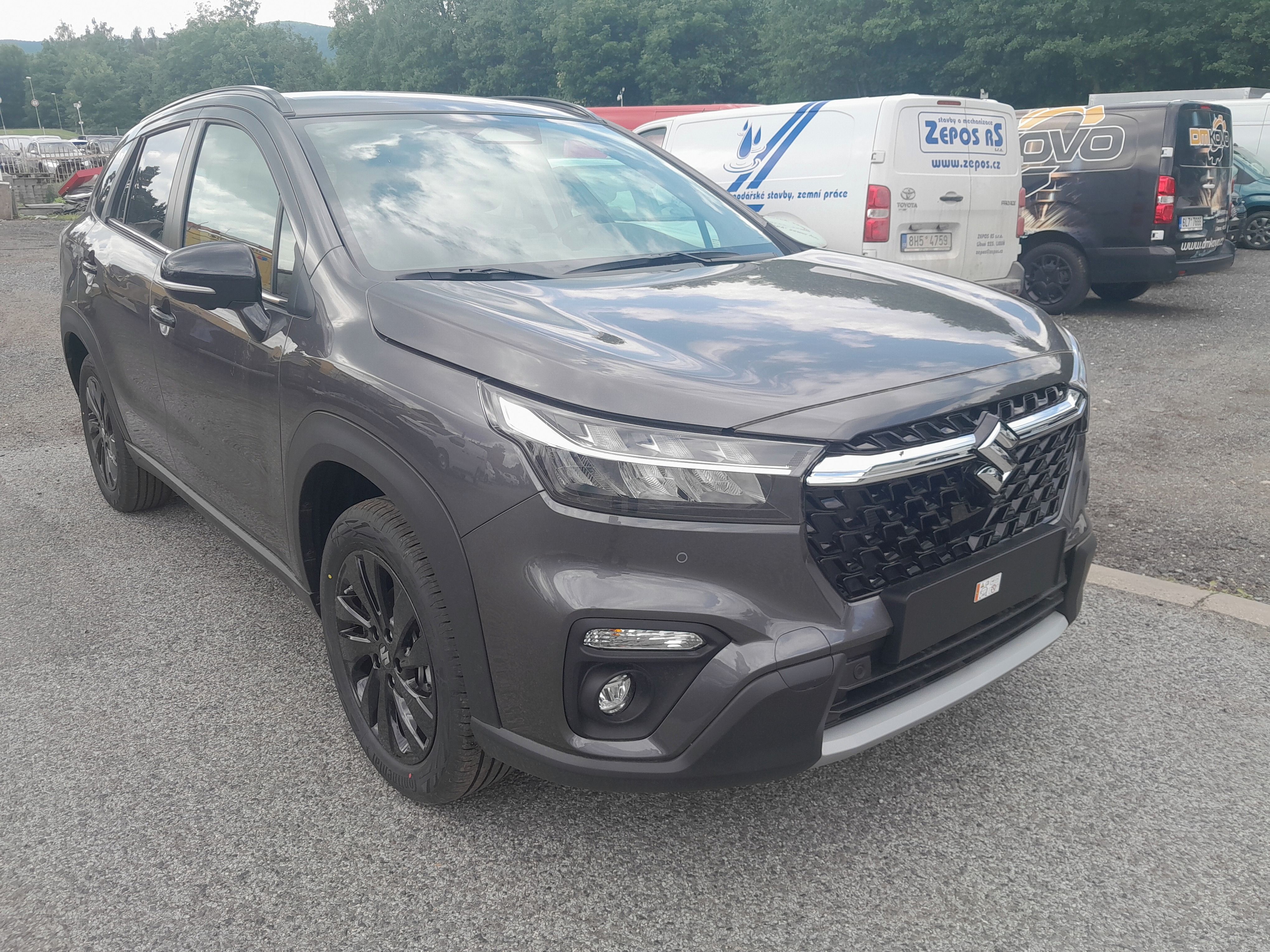Suzuki S-Cross, 1,4 BLACK EDITION 4x4 - fotka 2
