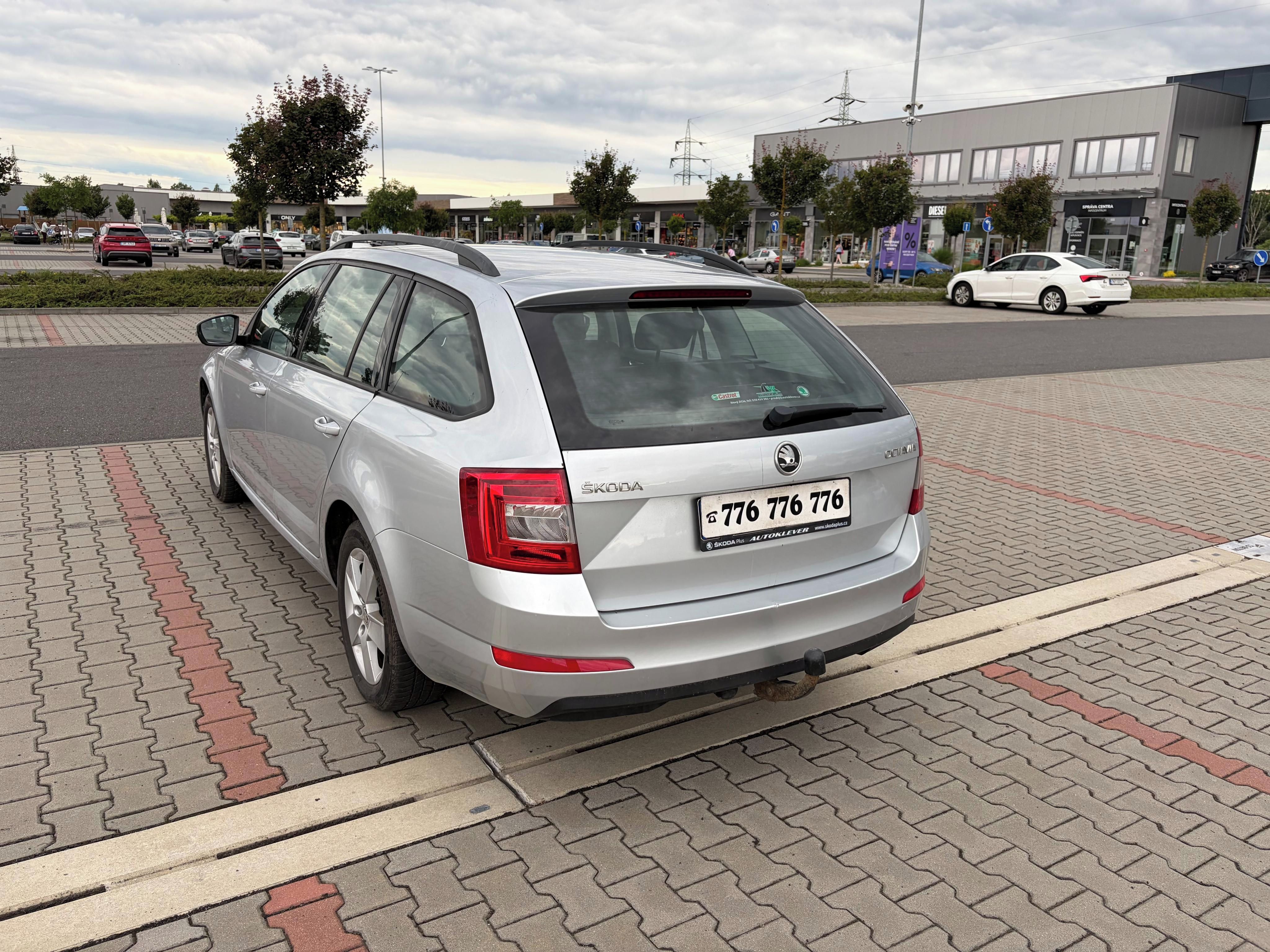 Škoda Octavia, III 2.0 TDi 110kw DSG ČR TZ - fotka 5
