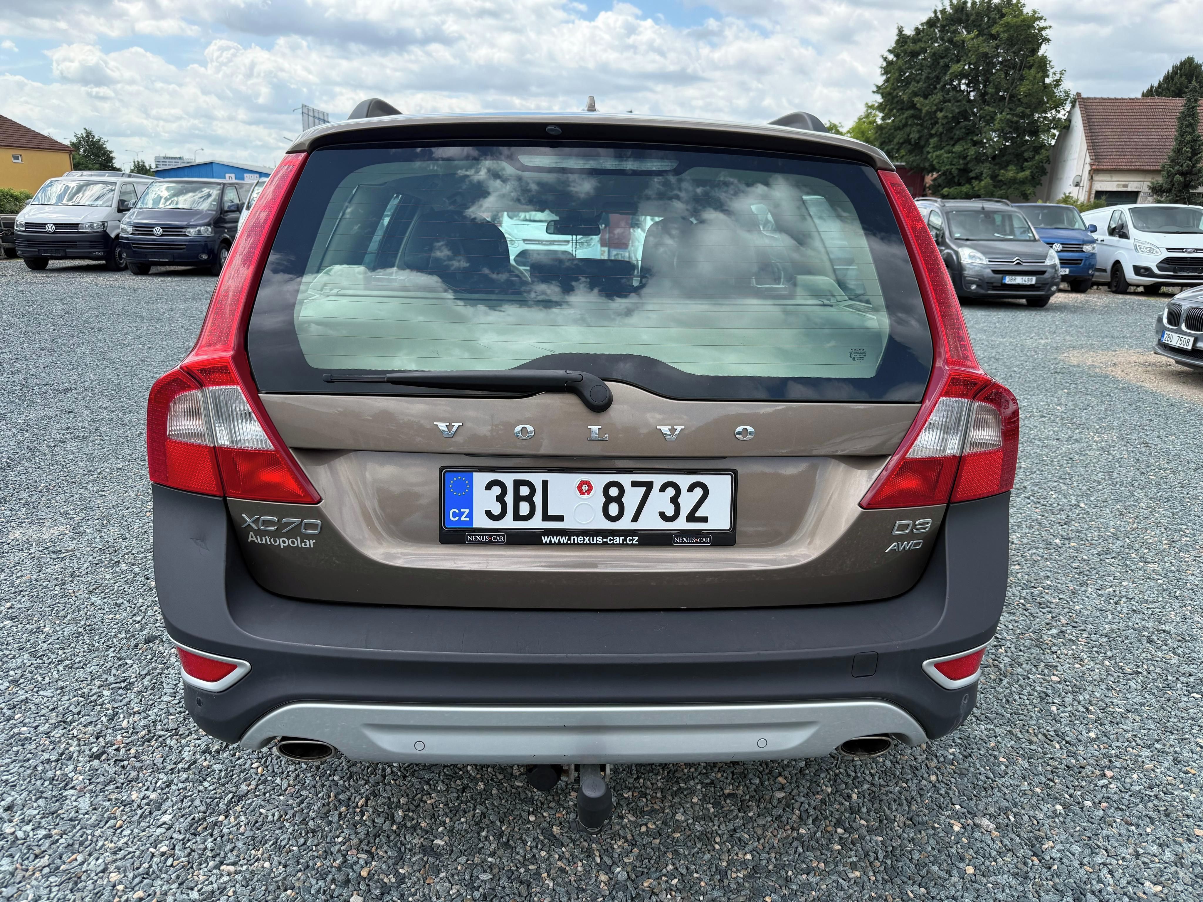 Volvo XC70, 2.4 D3 120Kw Cross Country - fotka 4