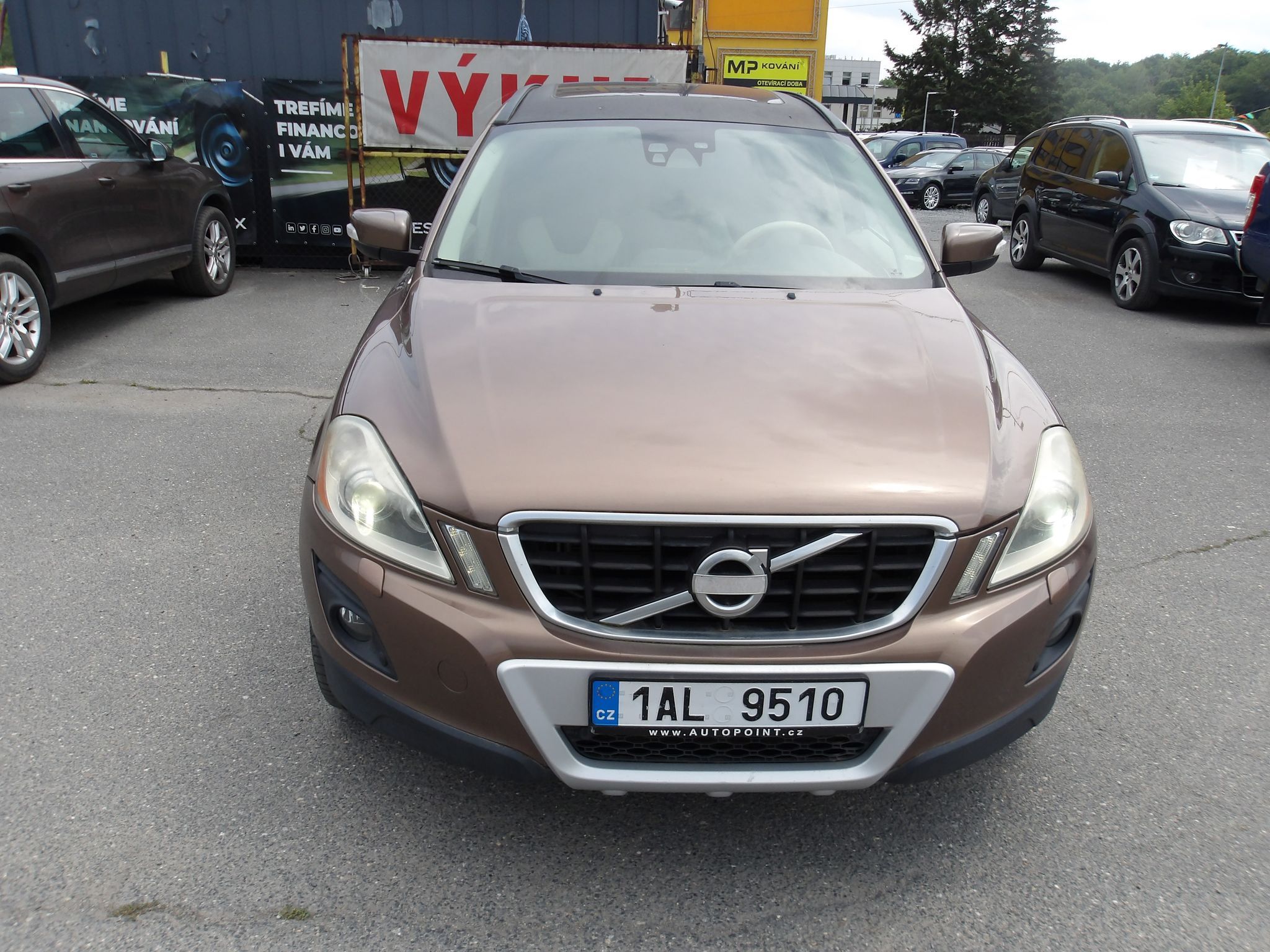 Volvo XC60, T6 Summum AWD ČR ! AUT.! - fotka 3