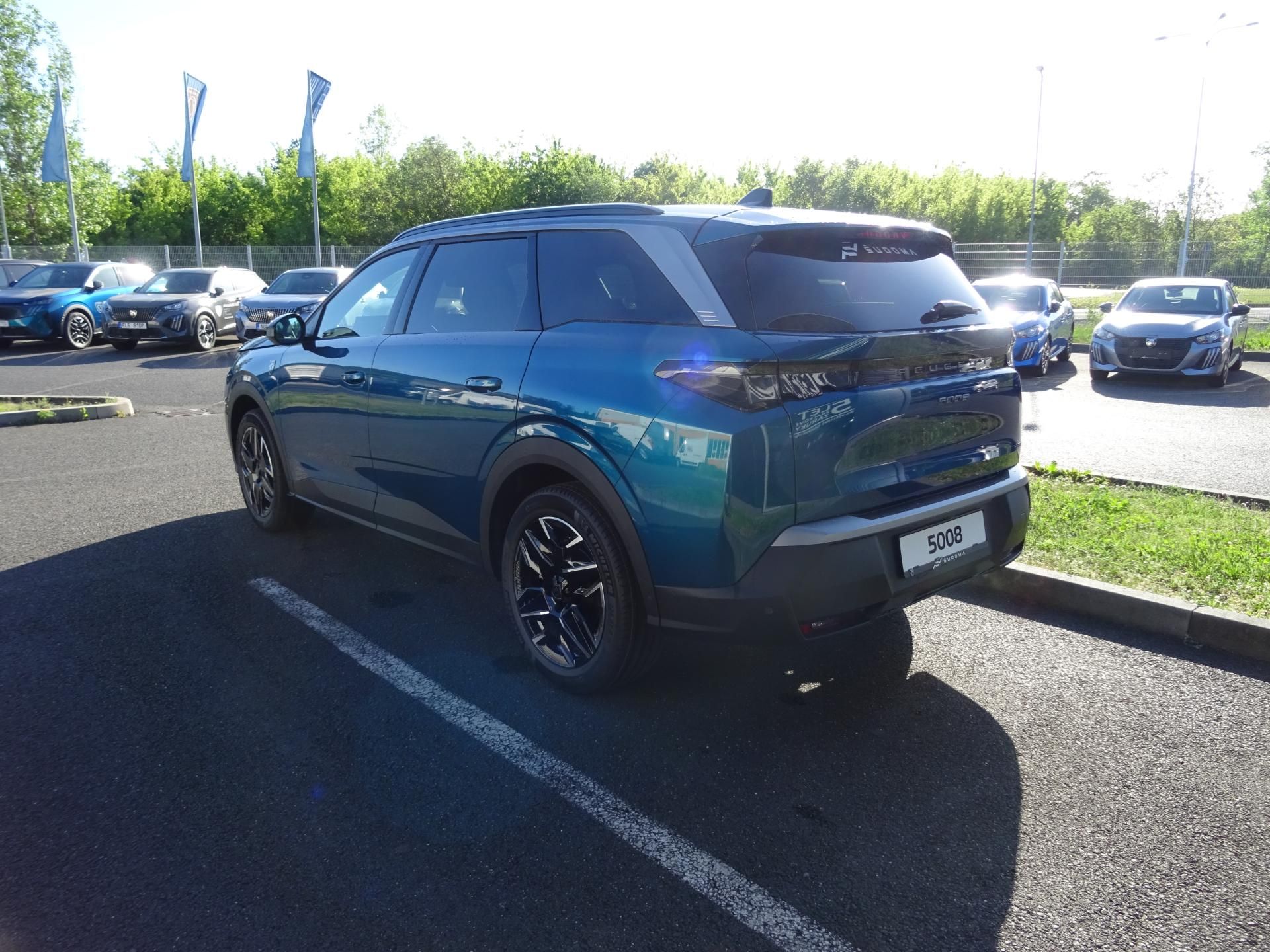 Peugeot 5008, 5008 GT Hybrid 145 e-DCS6 - fotka 5