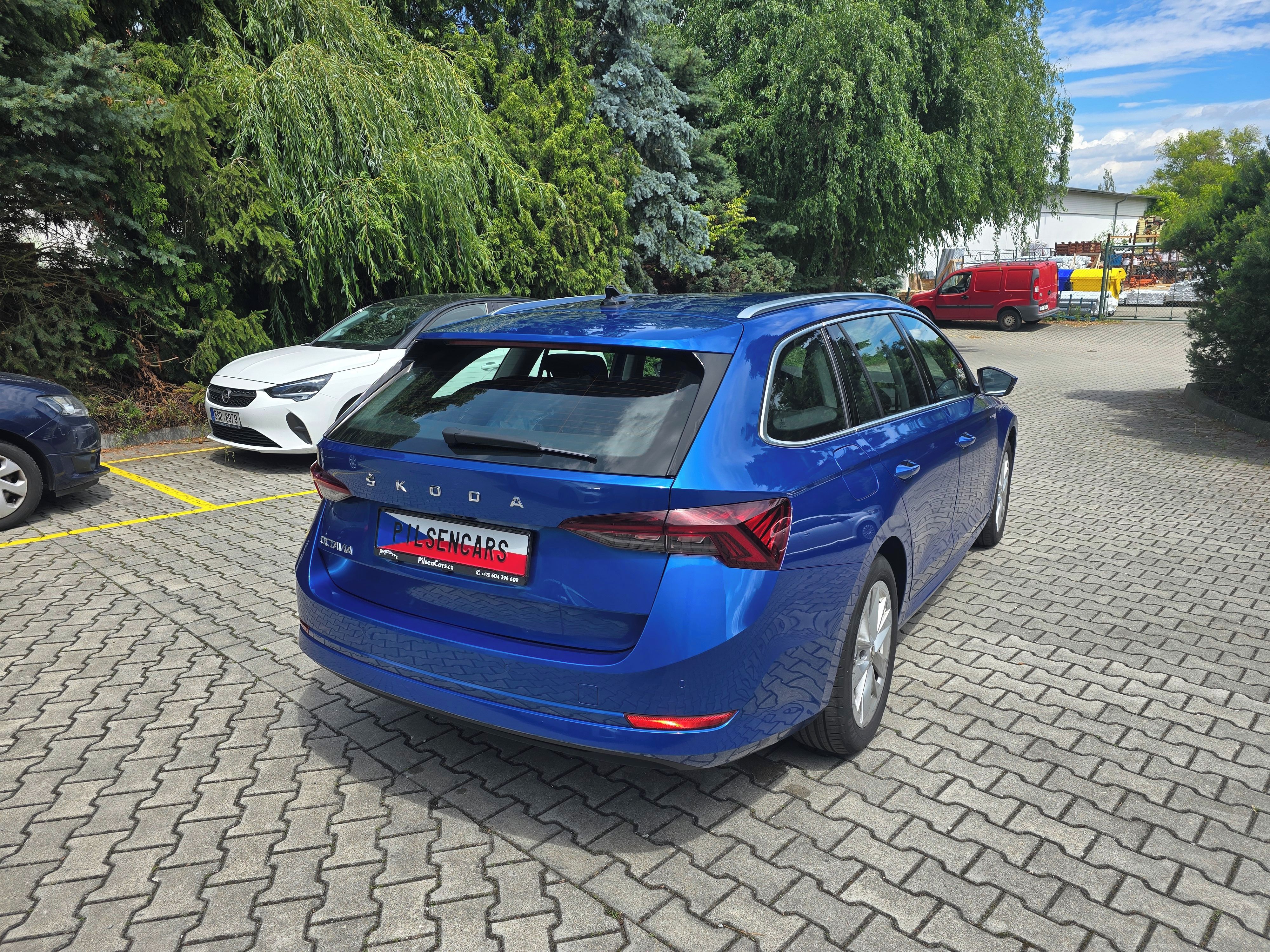 Škoda Octavia, Combi Style Plus Matrix 8xPNEU - fotka 5
