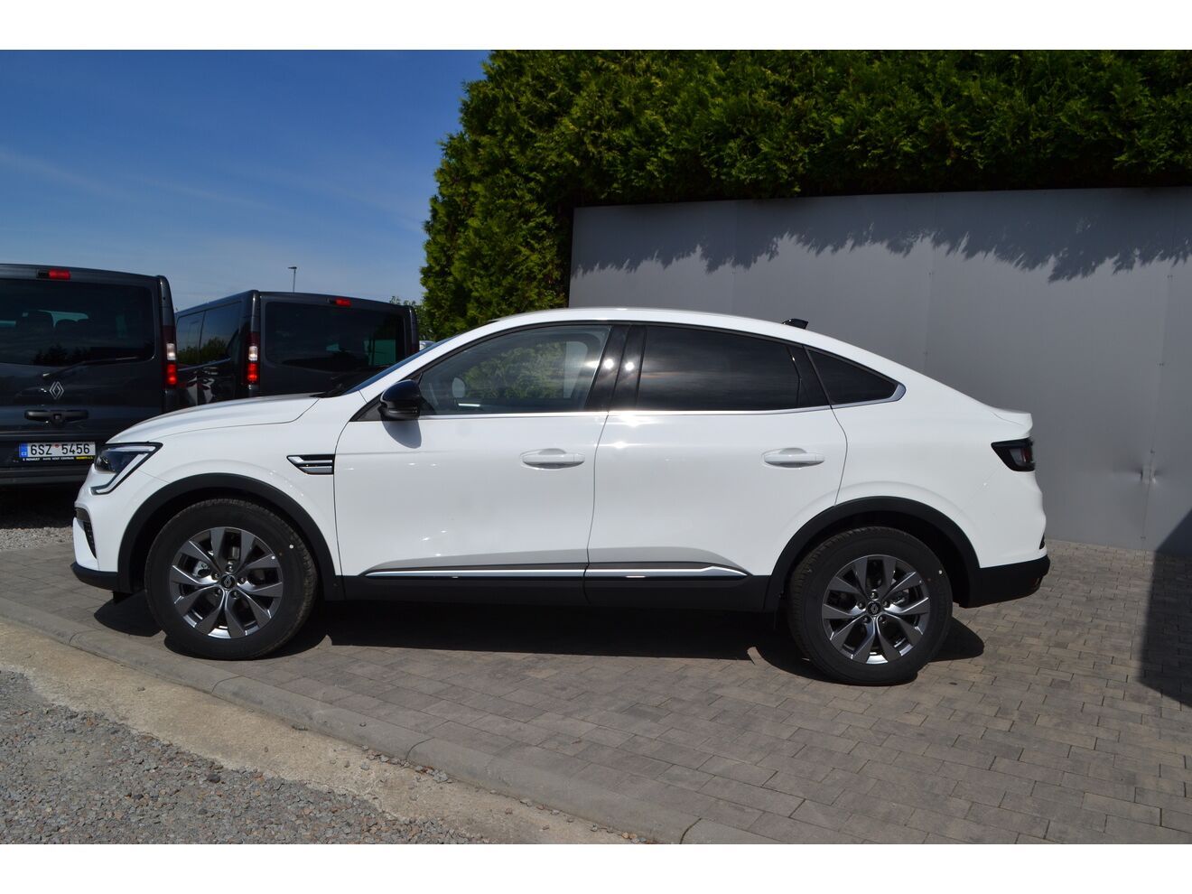 Renault Arkana, Techno mild hybrid 140 EDC - fotka 2