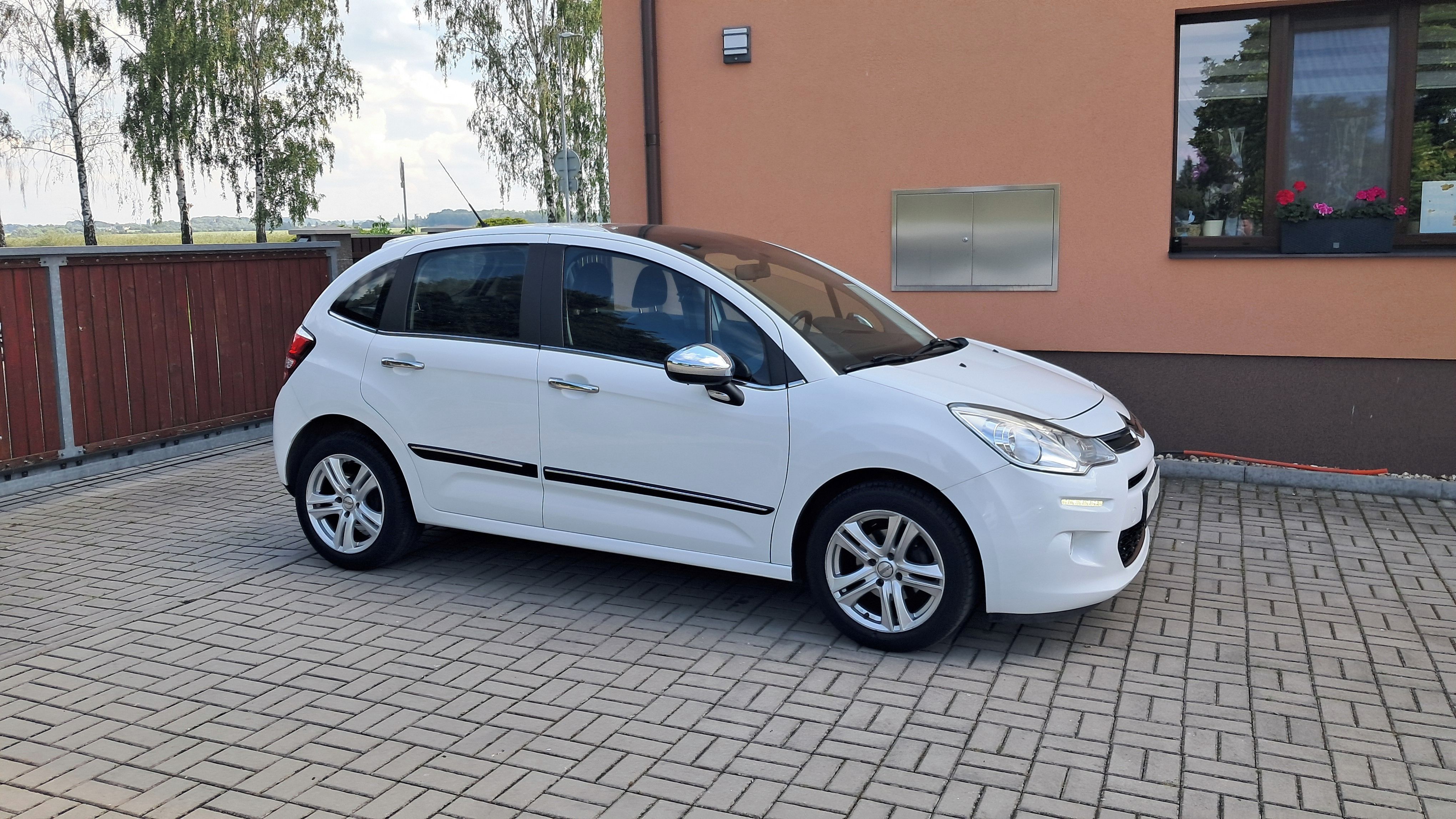 Citroën C3, 1.2i / najeto 58 000 km - fotka 6