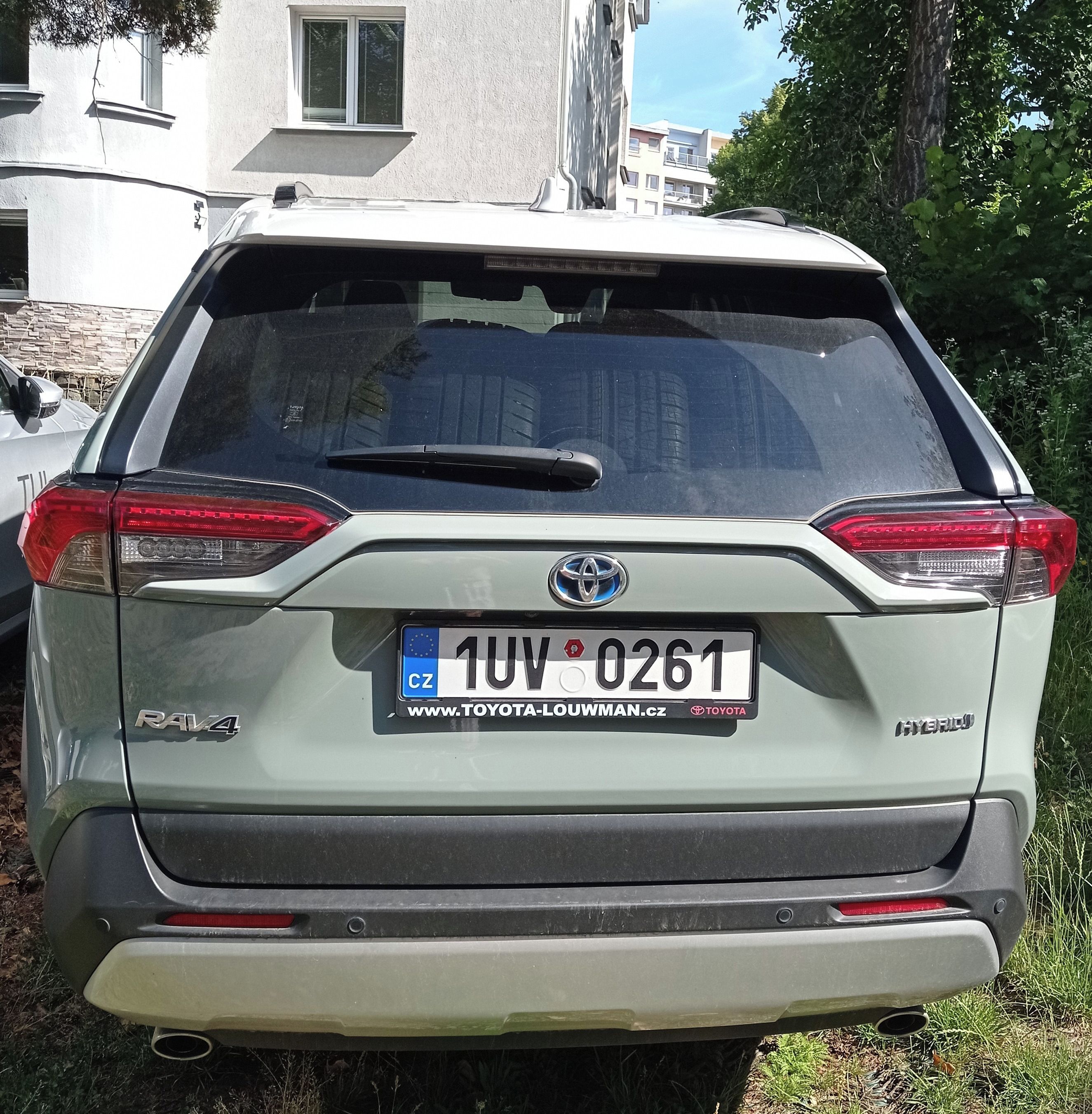Toyota Rav4, 2.5HEV 4x4 ADVENTURE + SKYVIEW - fotka 5