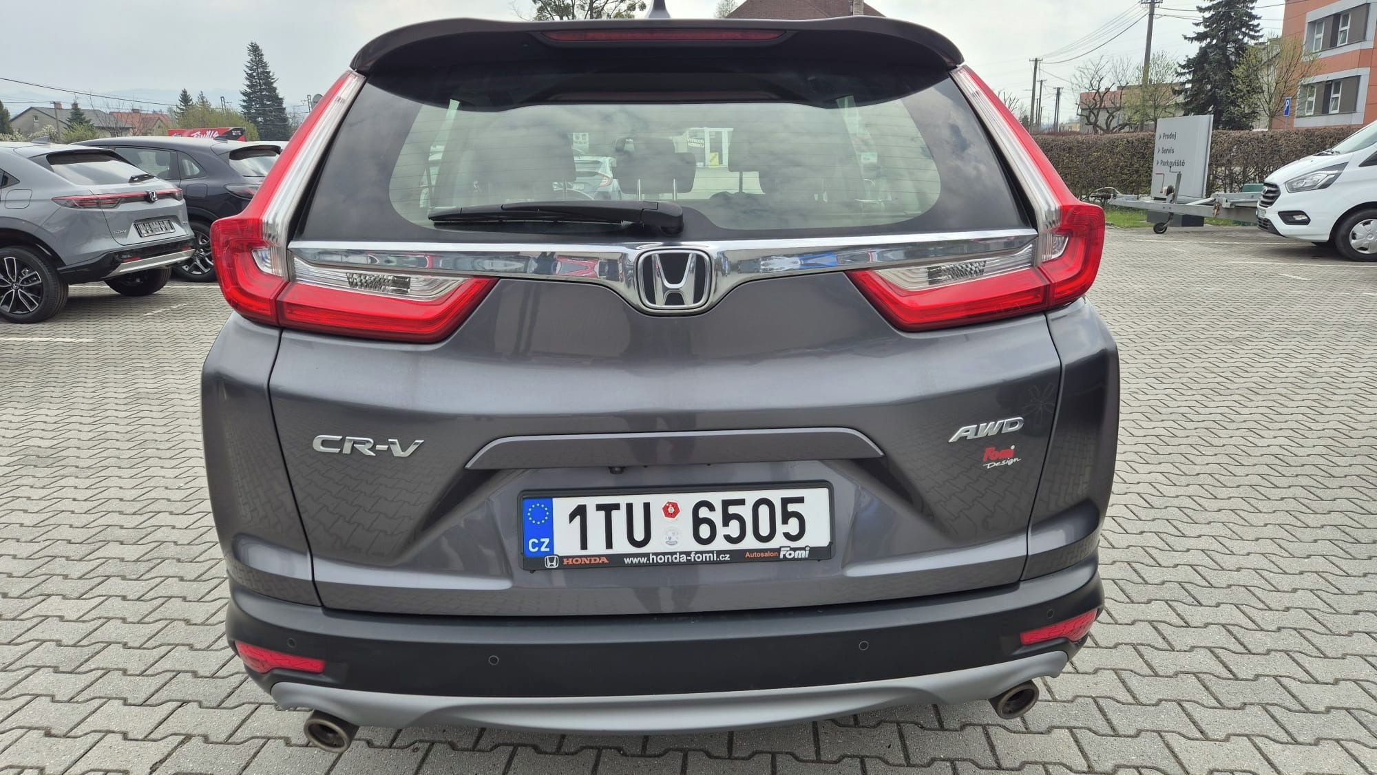 Honda CR-V, 1,5TV Elegance CVT 4x4 - fotka 5
