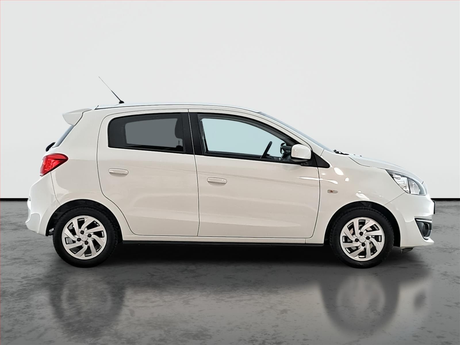 Mitsubishi Space Star, 1.2 MIVEC, Automat, ČR,1.maj - fotka 6