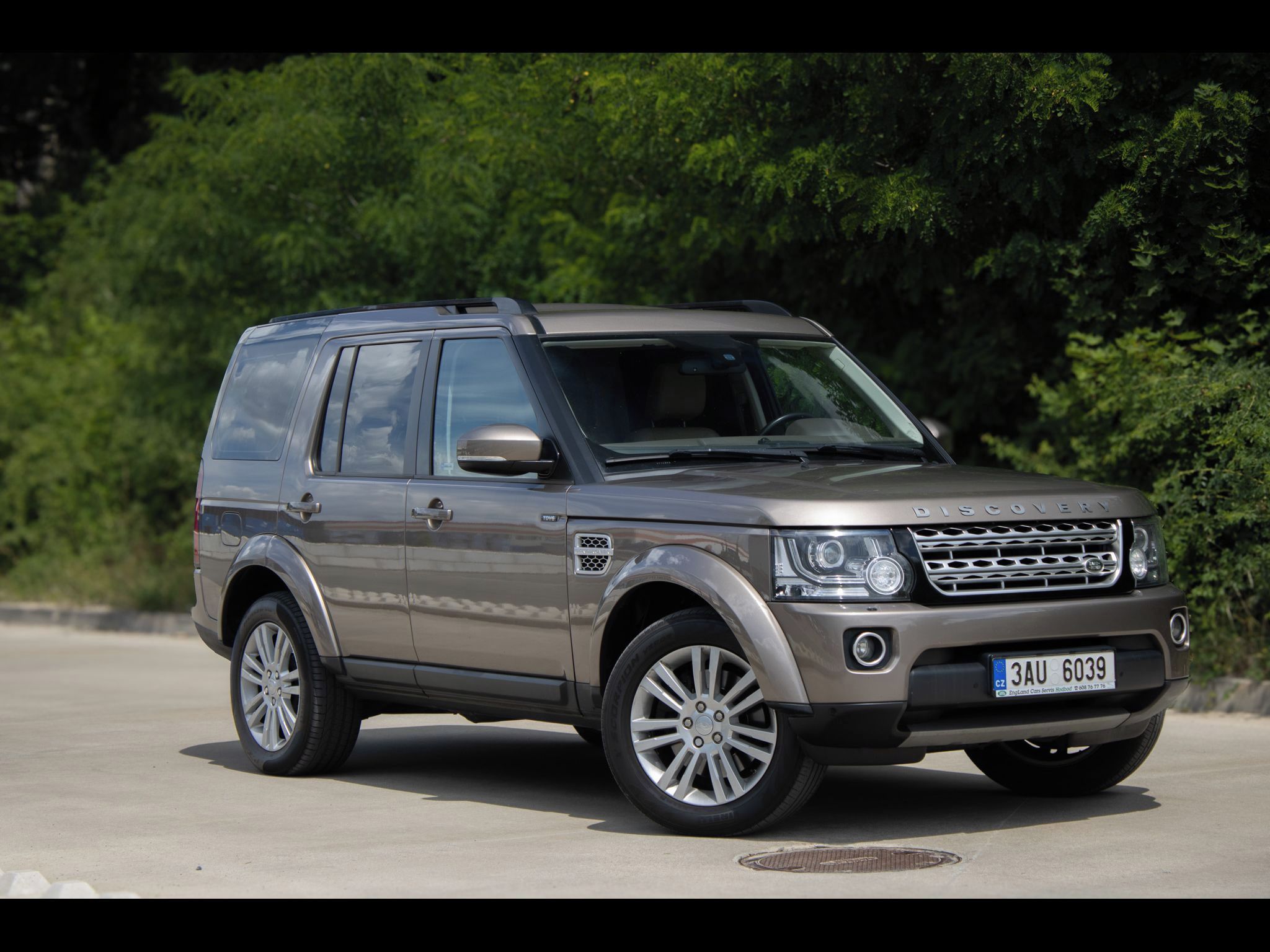 Land Rover Discovery, Úplná servisní historie, bez i - fotka 3