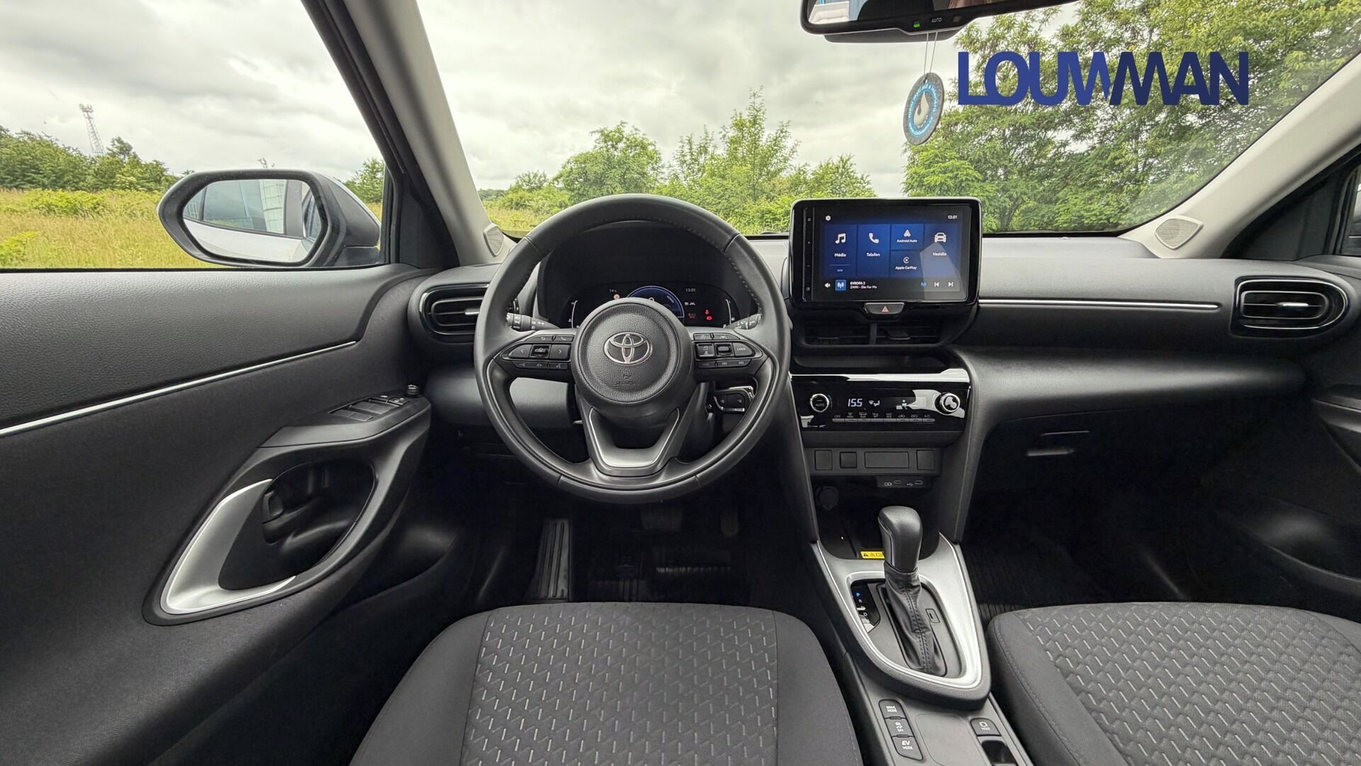 Toyota Yaris Cross, 1.5L HEV CVT  Comfort - fotka 6