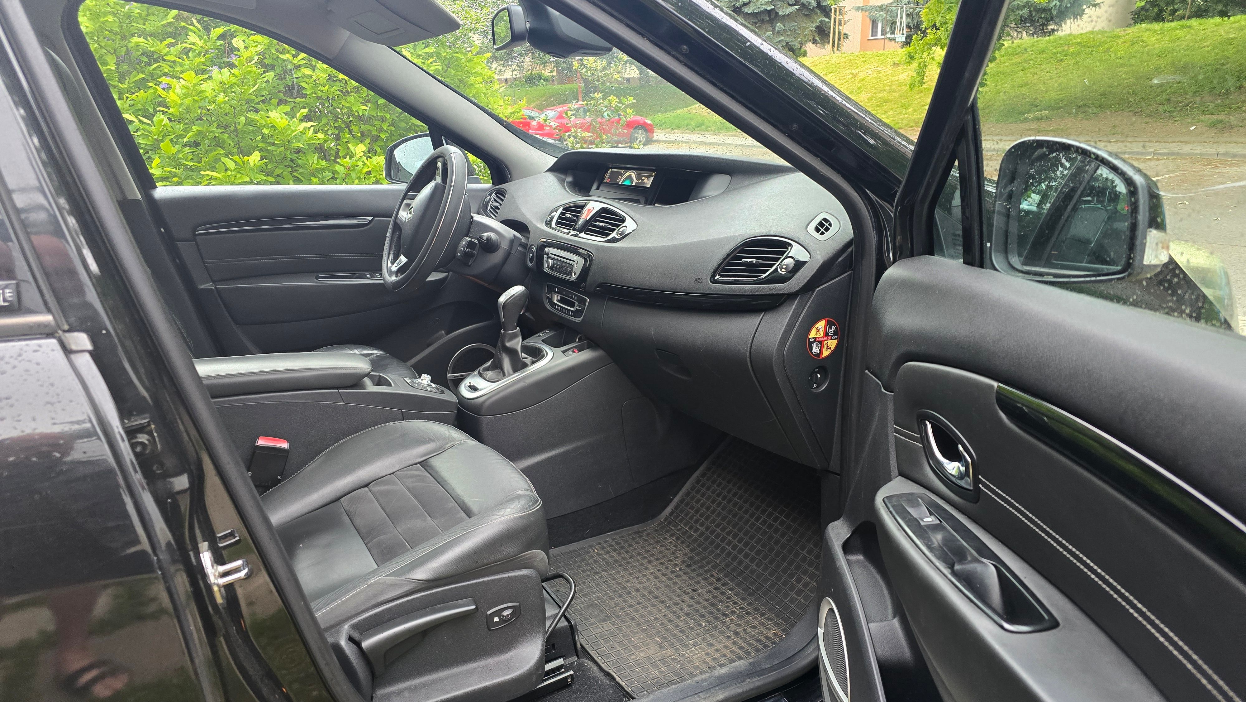 Renault Scénic, Renault Scénic, 2012, 110 KW - fotka 3