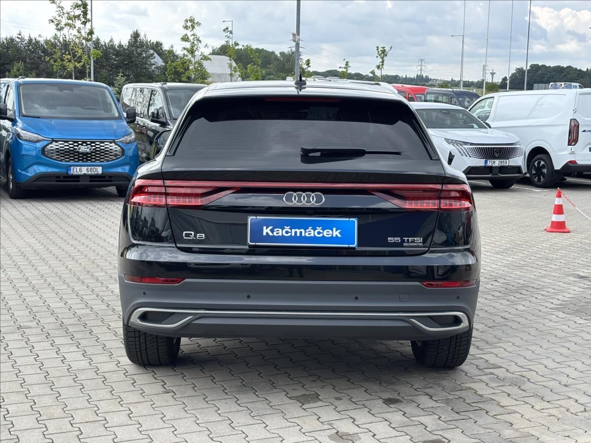 Audi Q8, 3,0 TFSI V6 Quattro 250kW - fotka 4