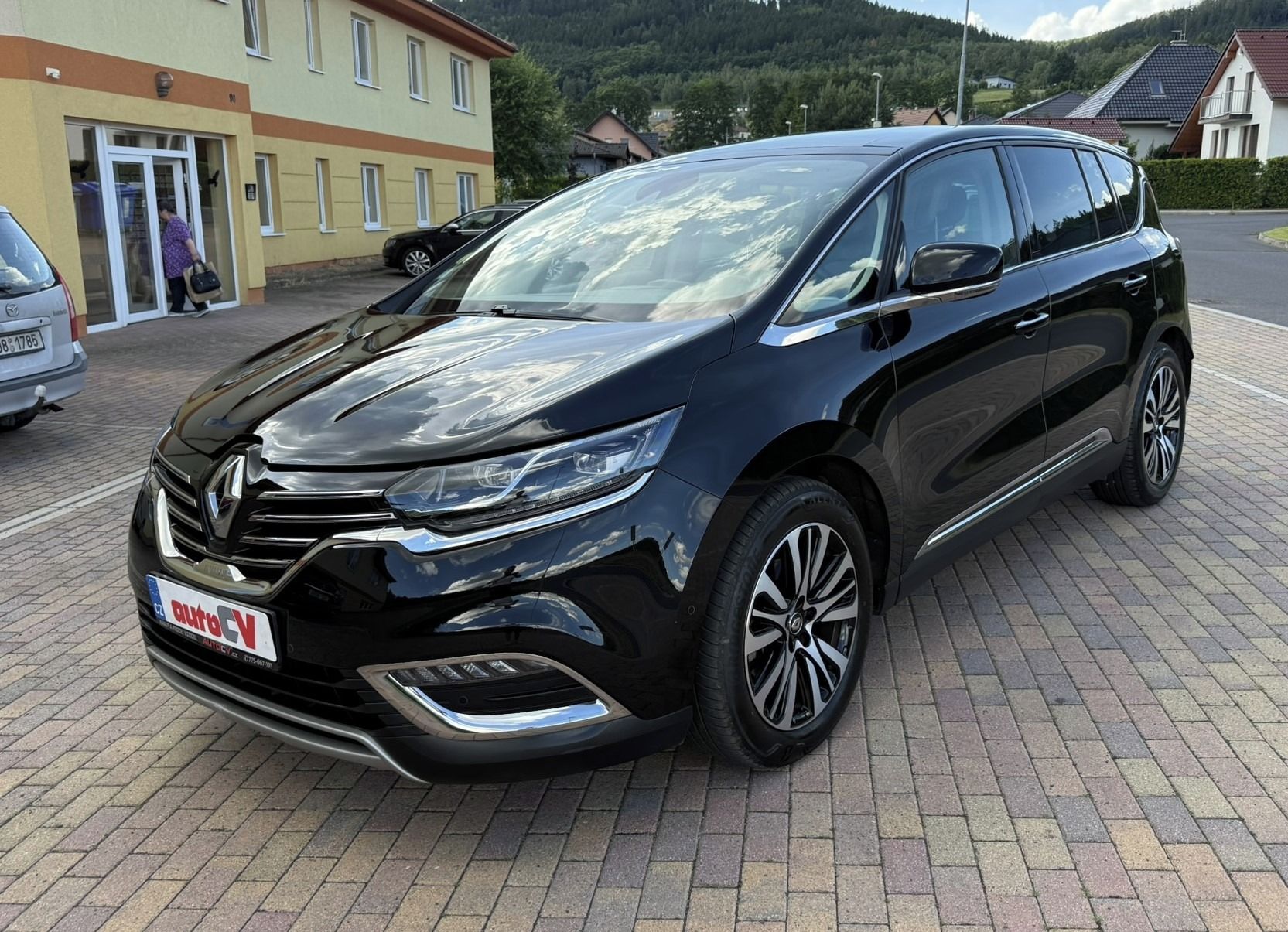 Renault Espace, V 2.0 DCI 147kW 7MÍST INITIALE - fotka 2