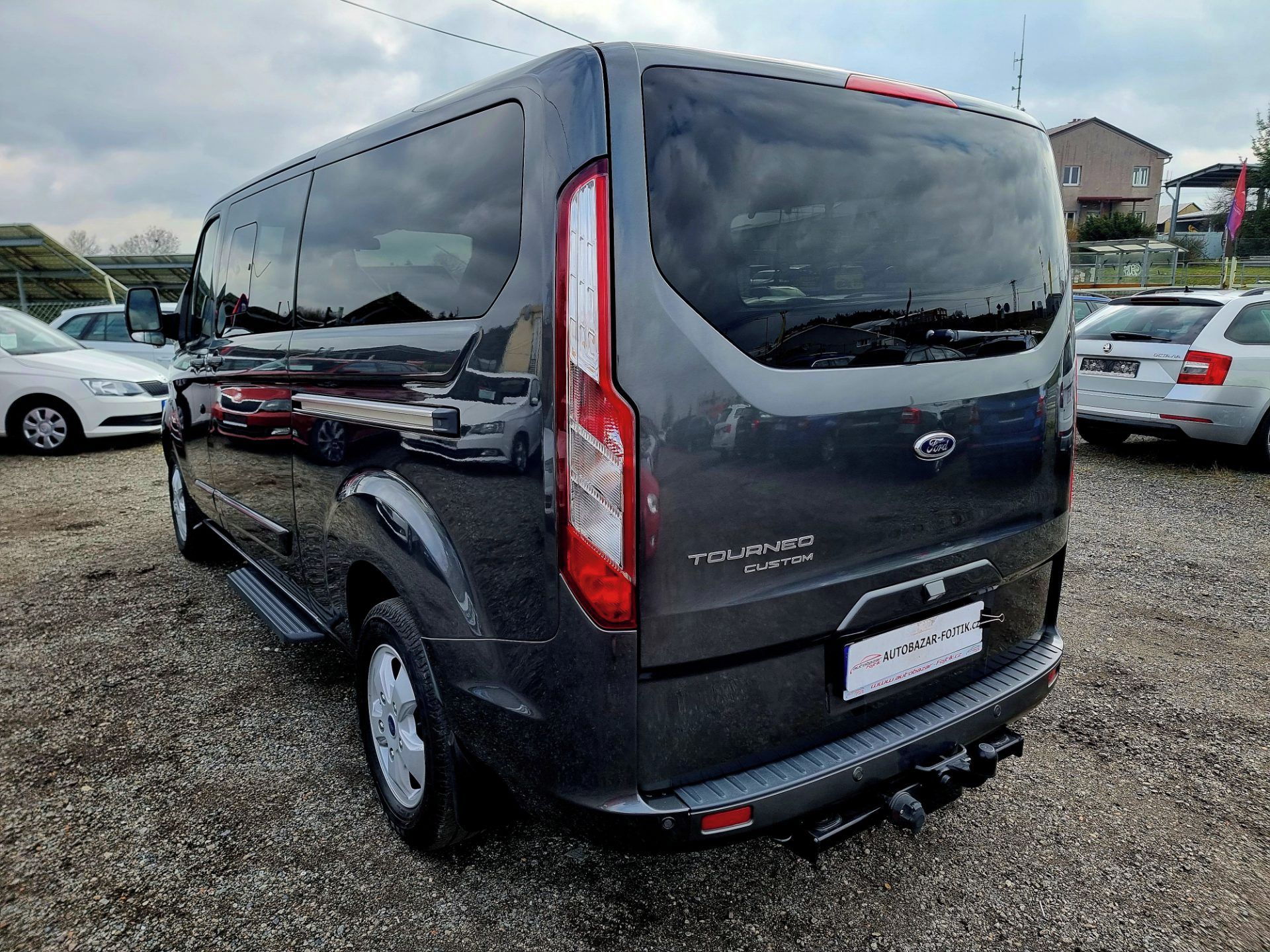 Ford Tourneo Custom, 2,0 TDCi 96kW L2 Titanium,8.mí - fotka 5