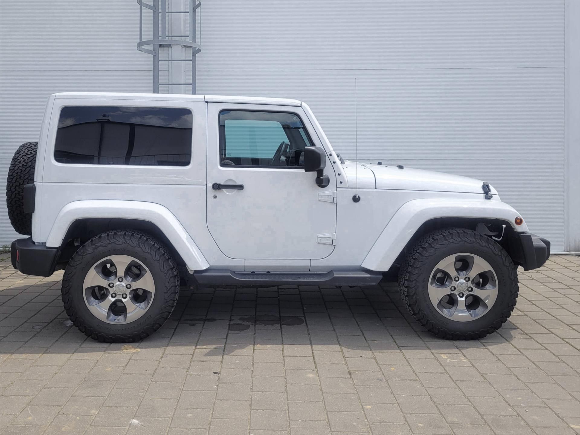 Jeep Wrangler, 3,6 V6 Unlimited Rubicon Auto - fotka 3