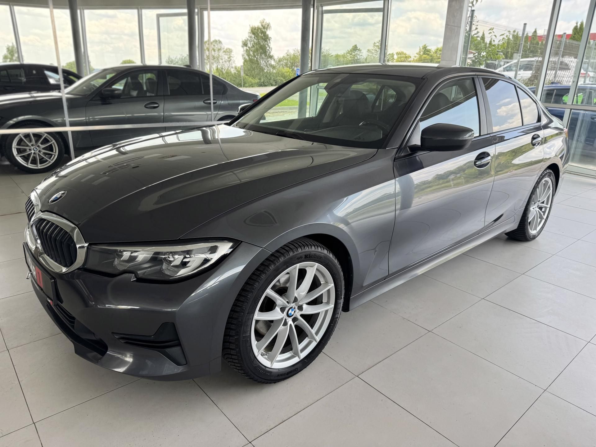 BMW Řada 3, 320d 140kW*Kůže*PlnýServis*Taž - fotka 2