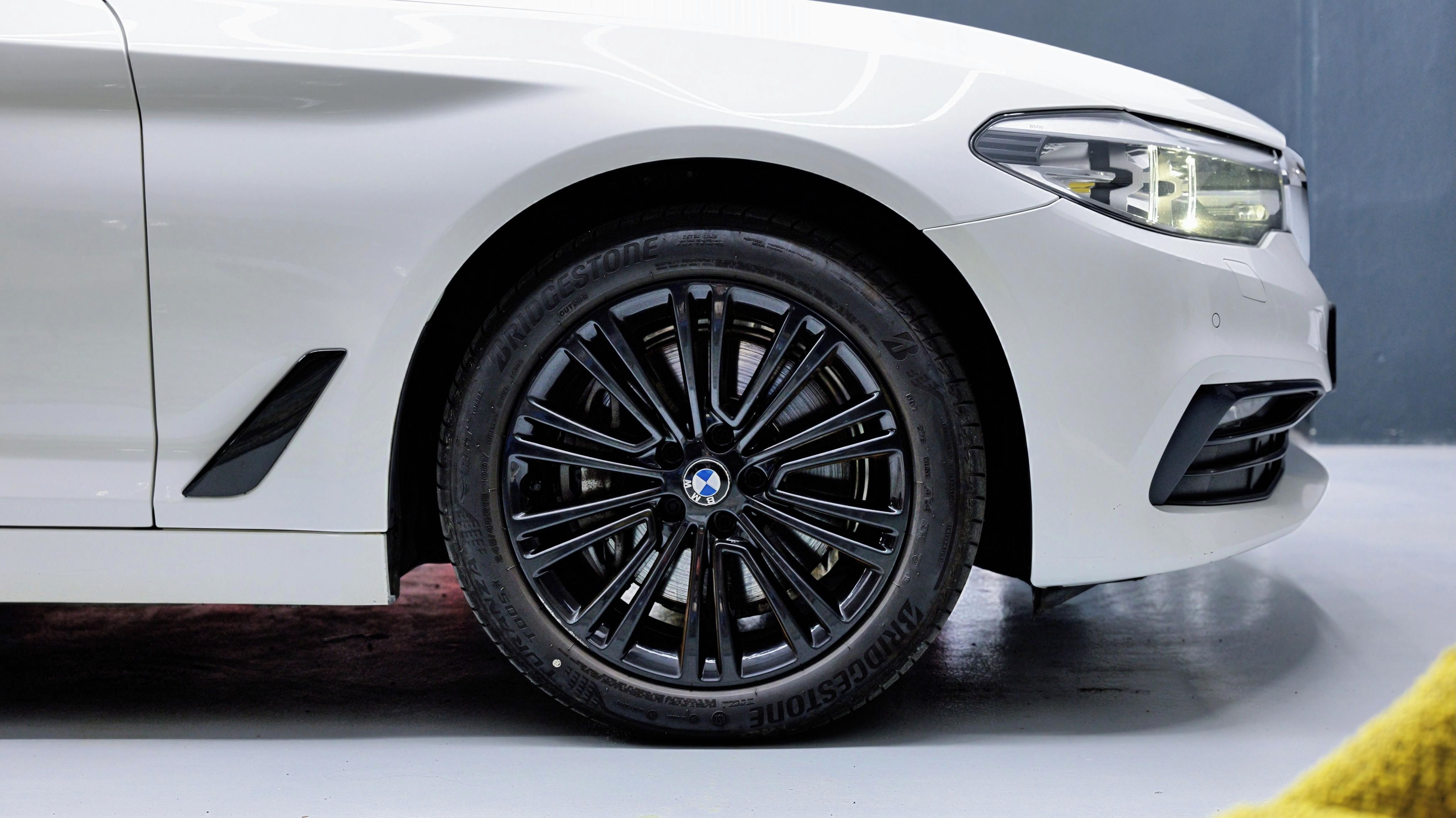 BMW Řada 5, 540i xDrive | Sport line | DPH - fotka 5