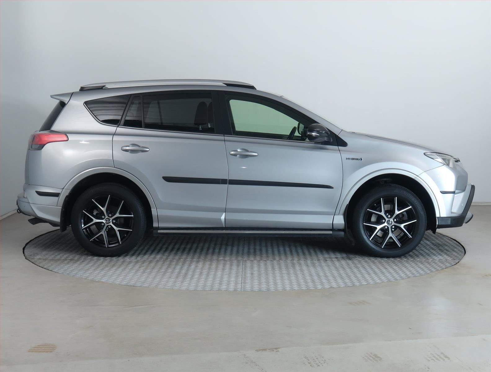 Toyota Rav4, 2.5 Hybrid, Executive, 4X4 - fotka 6